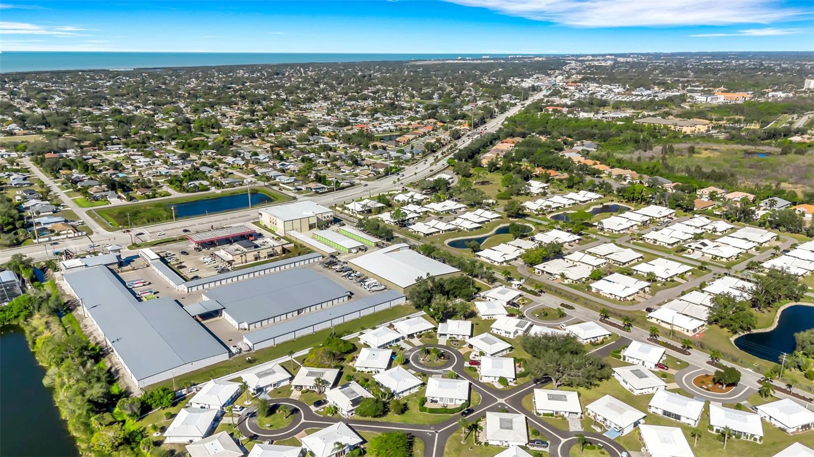 CIRCLE WOODS OF VENICE 1 - Residential