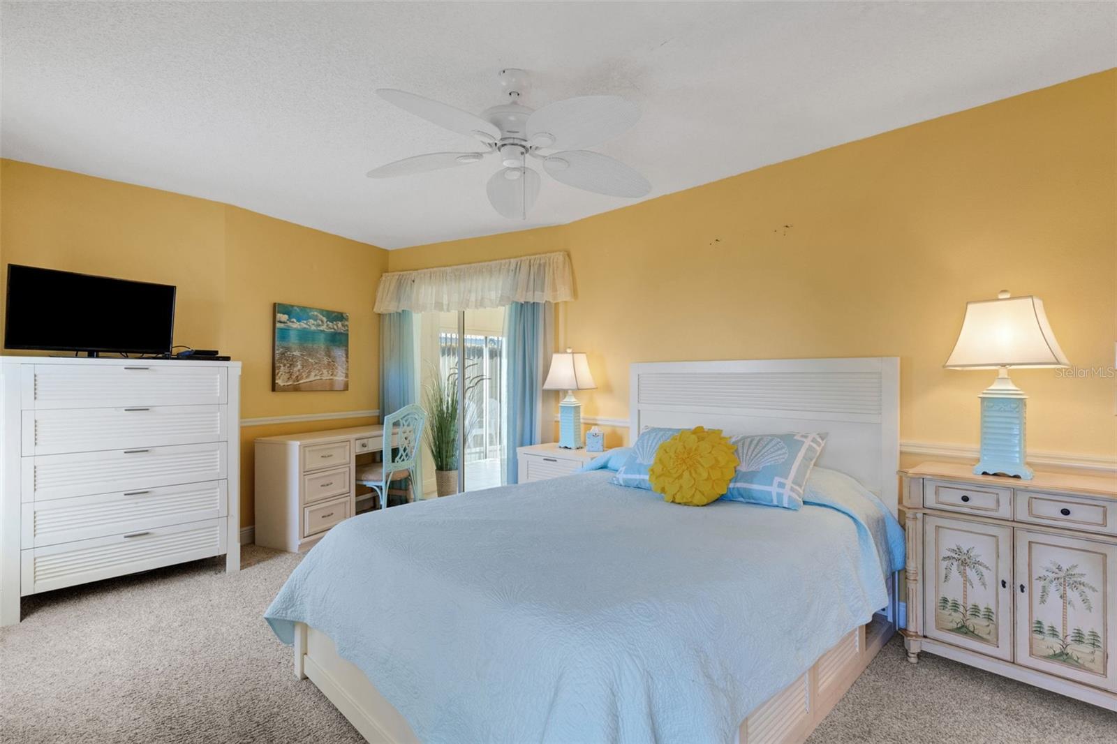 CIRCLE WOODS OF VENICE 1 - Residential