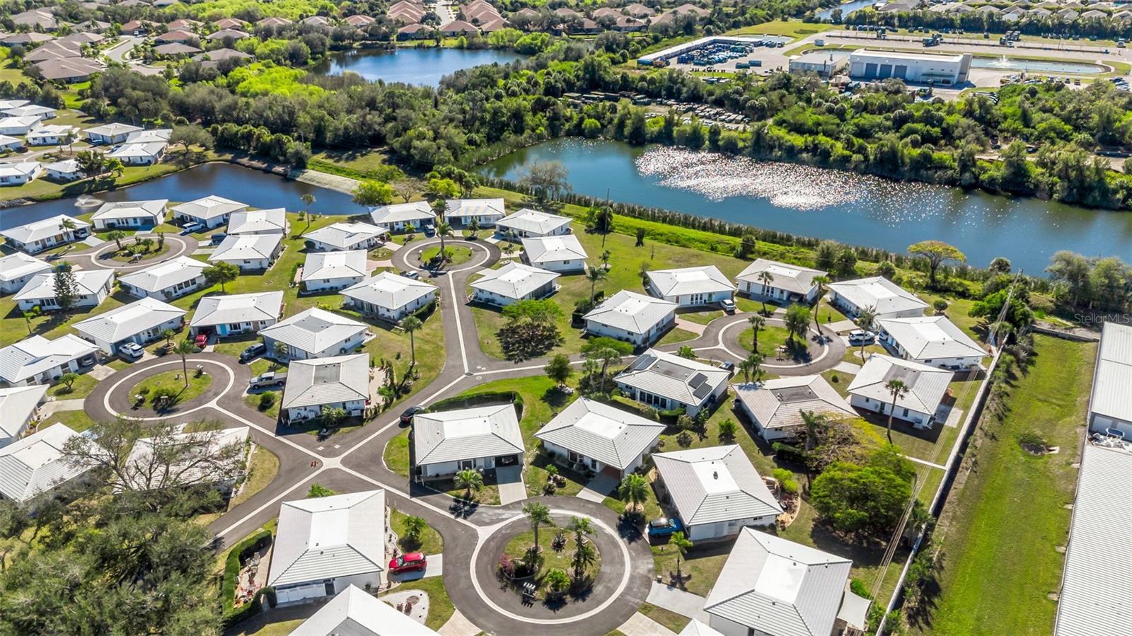 CIRCLE WOODS OF VENICE 1 - Residential