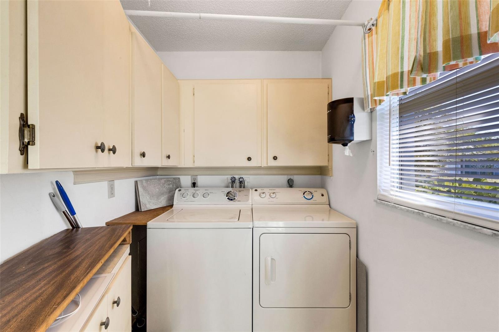 CIRCLE WOODS OF VENICE 1 - Residential