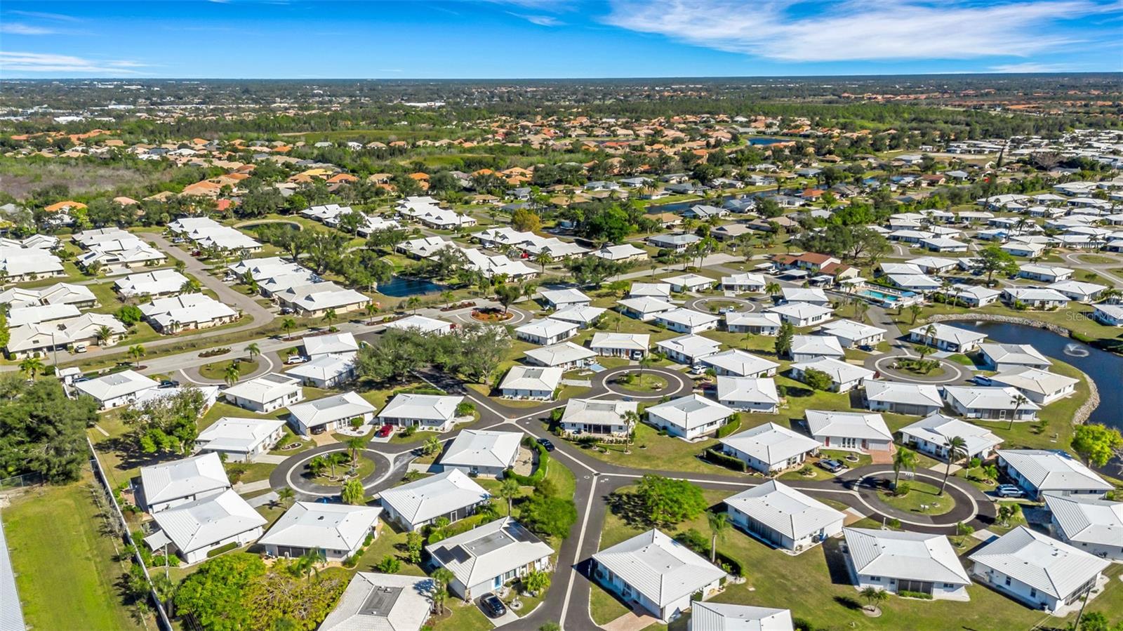 CIRCLE WOODS OF VENICE 1 - Residential