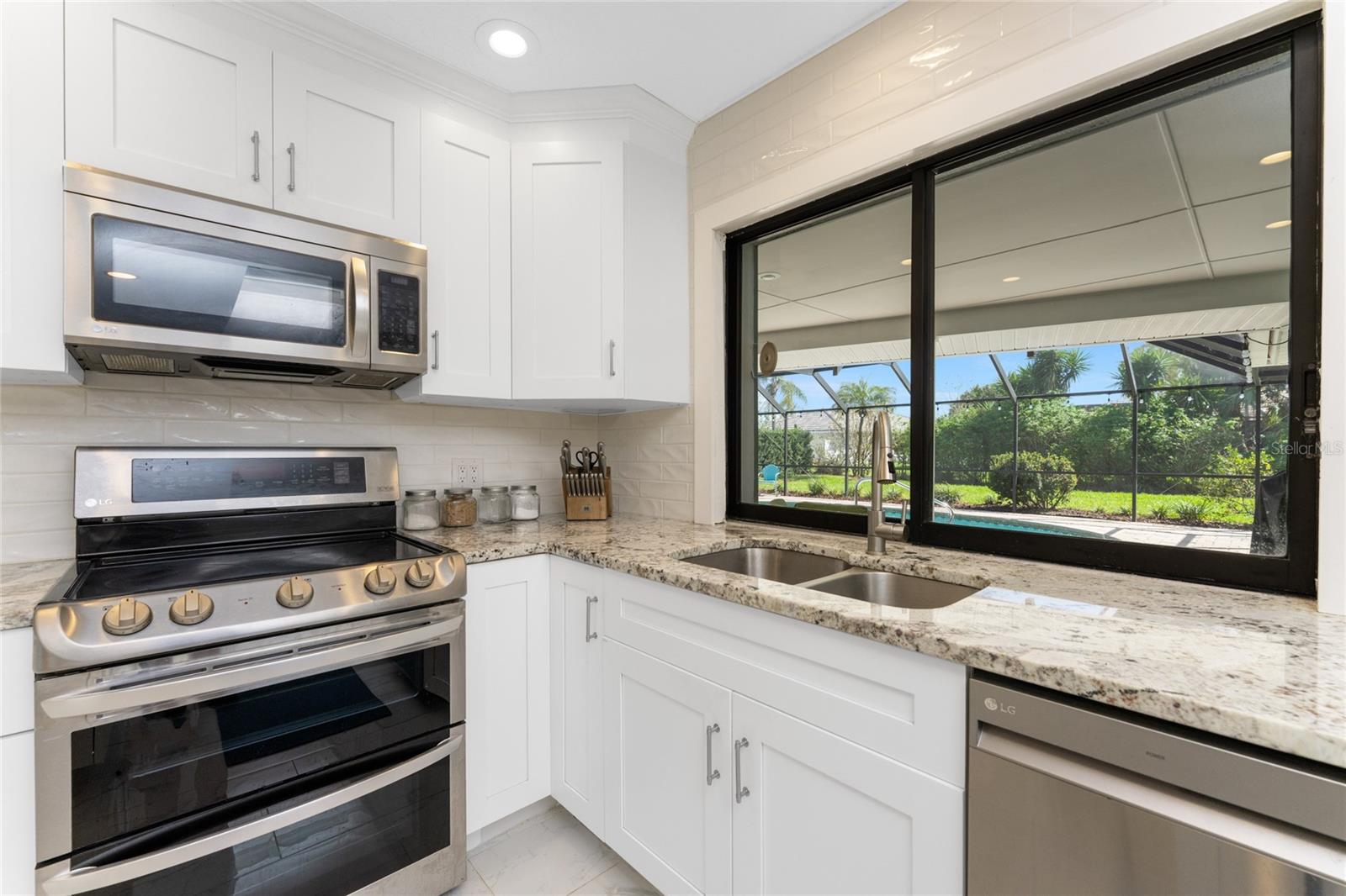 ENGLEWOOD ISLES SUB - Residential