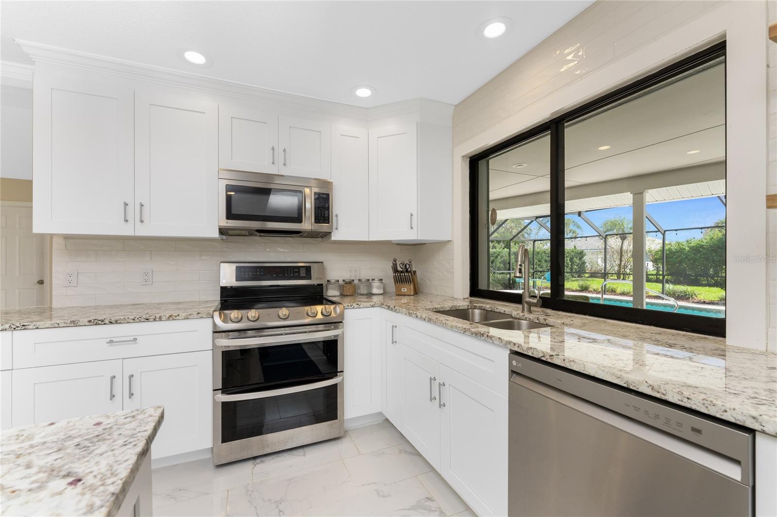 ENGLEWOOD ISLES SUB - Residential