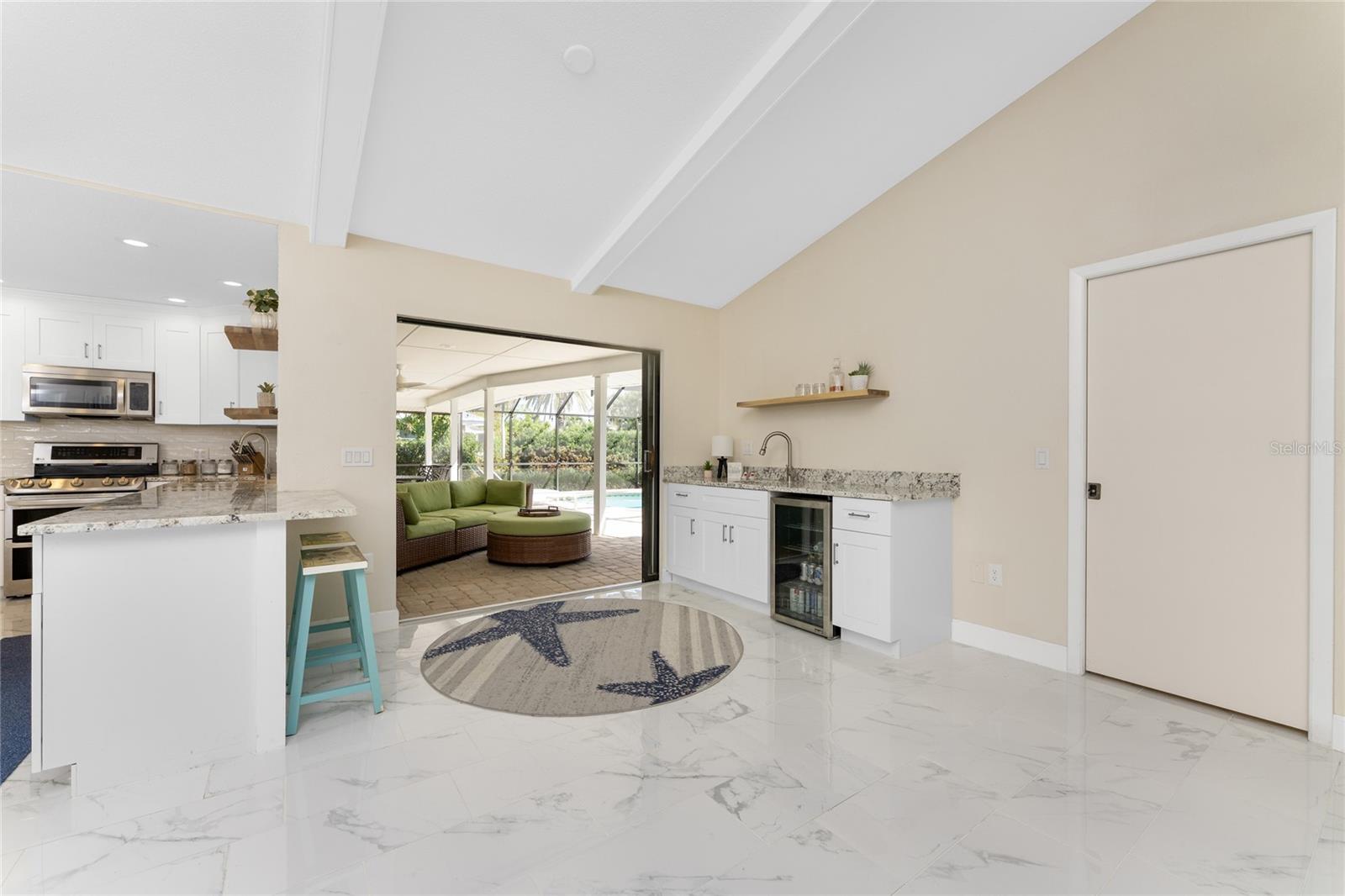 ENGLEWOOD ISLES SUB - Residential