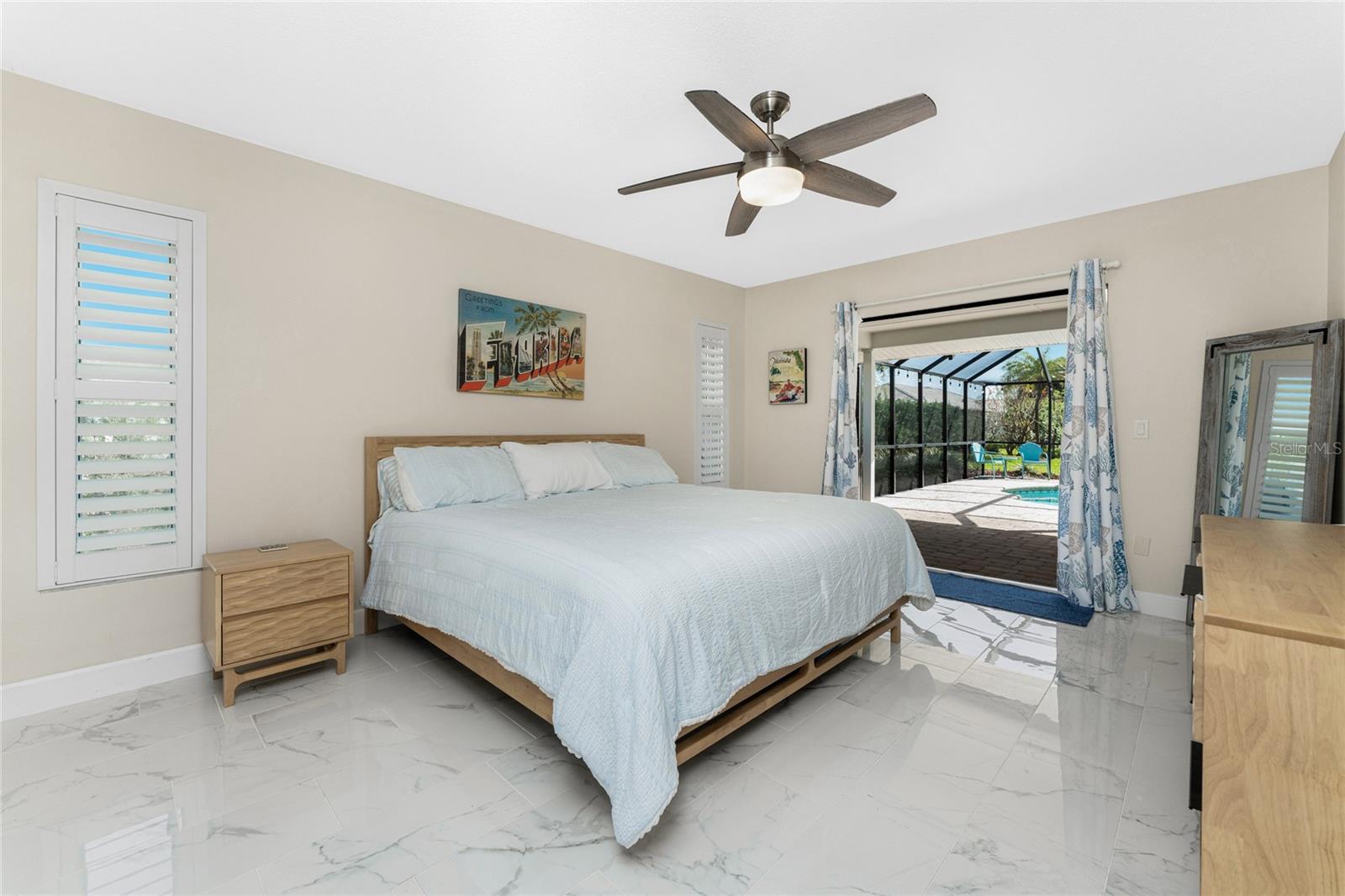 ENGLEWOOD ISLES SUB - Residential