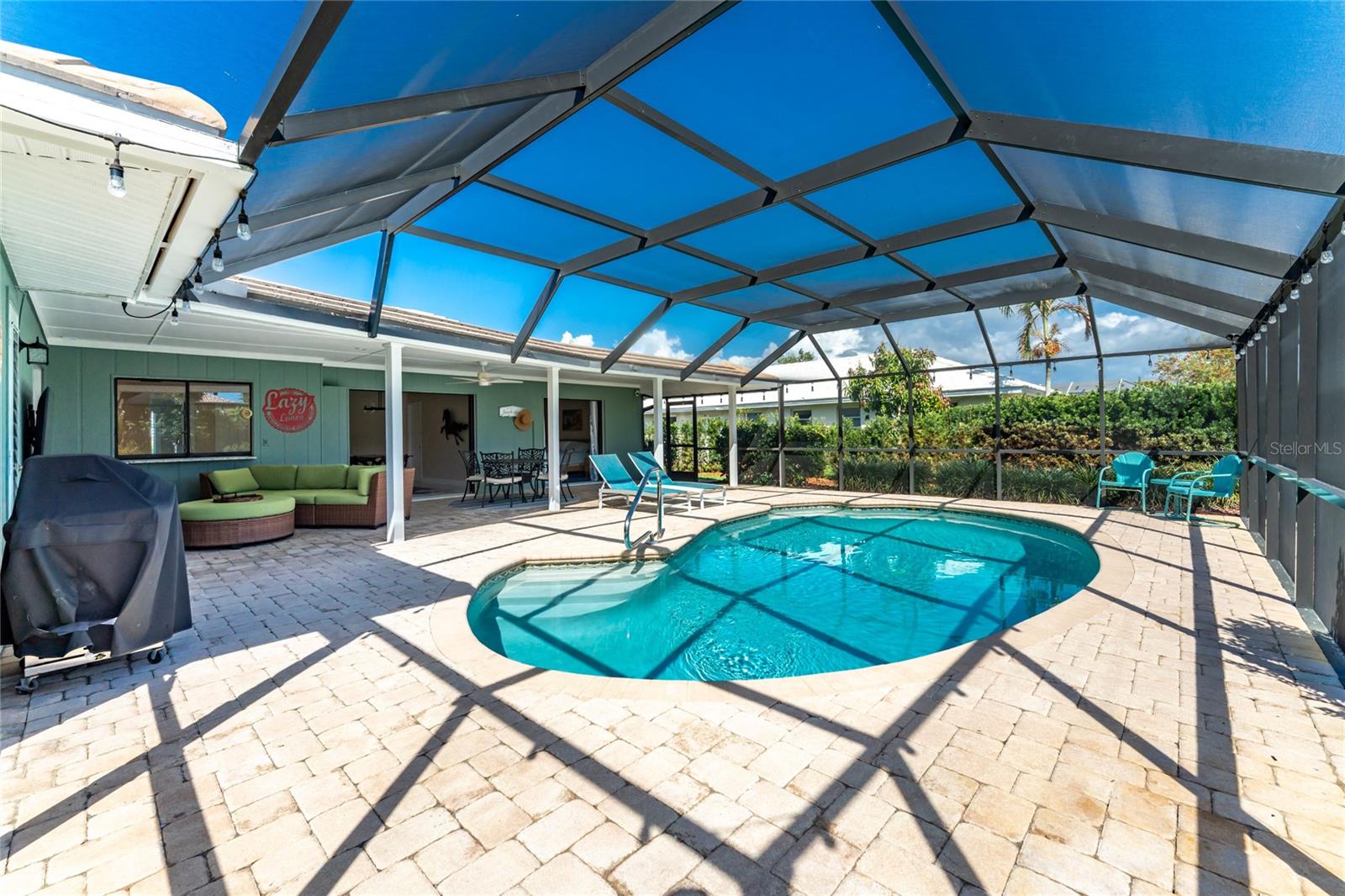 ENGLEWOOD ISLES SUB - Residential