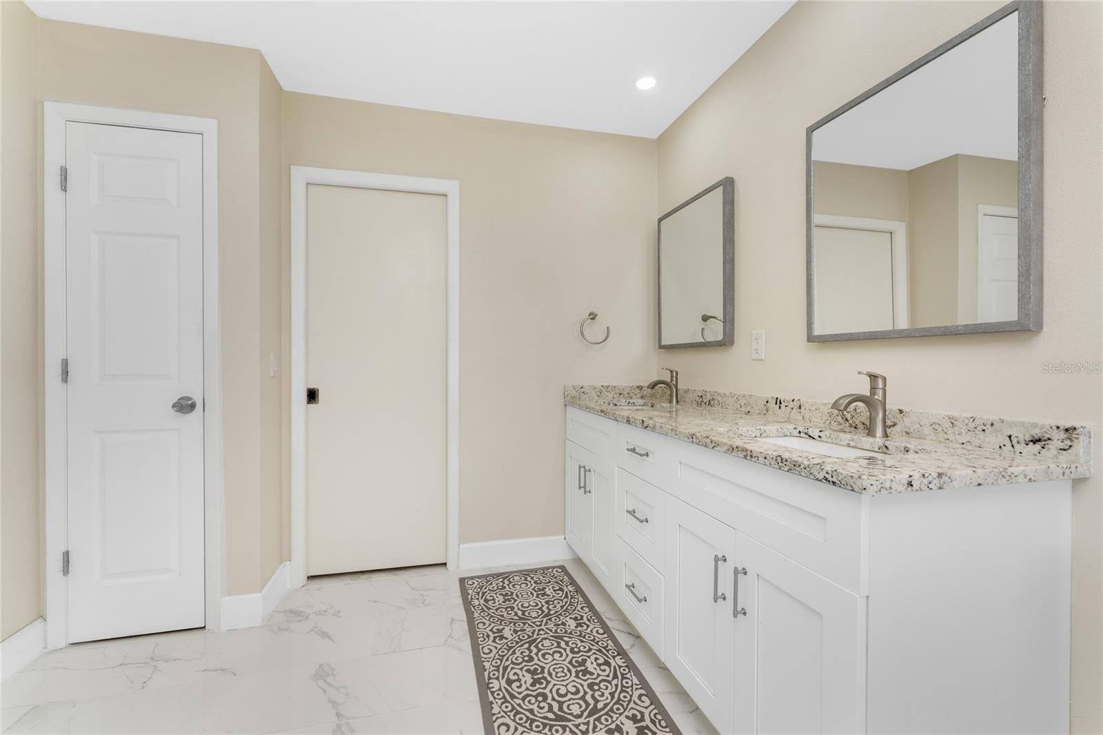 ENGLEWOOD ISLES SUB - Residential