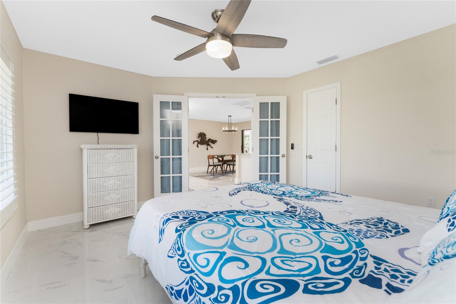 ENGLEWOOD ISLES SUB - Residential