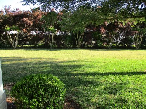 A home in DUNNELLON