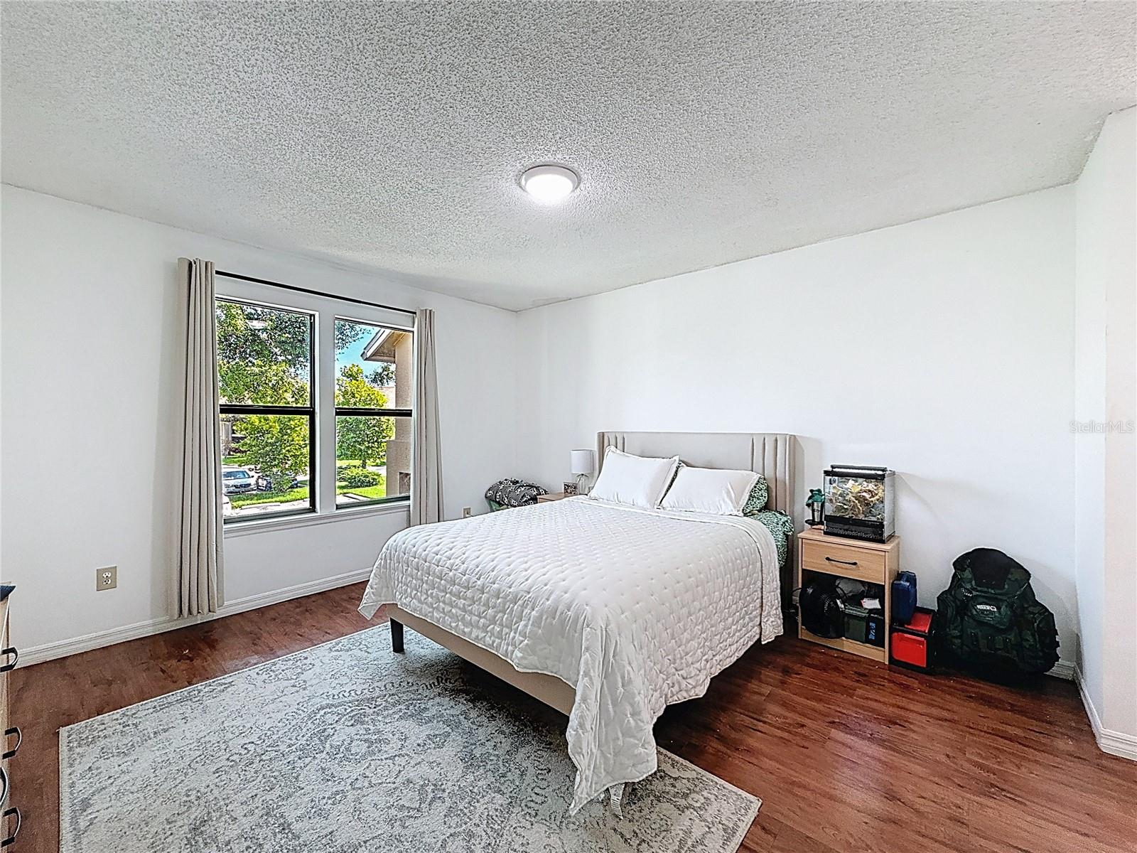 VINTAGE GRAND - Residential