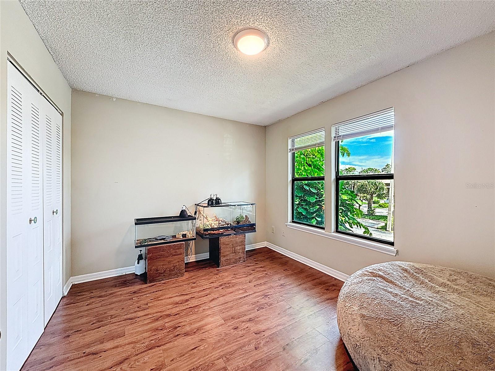 VINTAGE GRAND - Residential