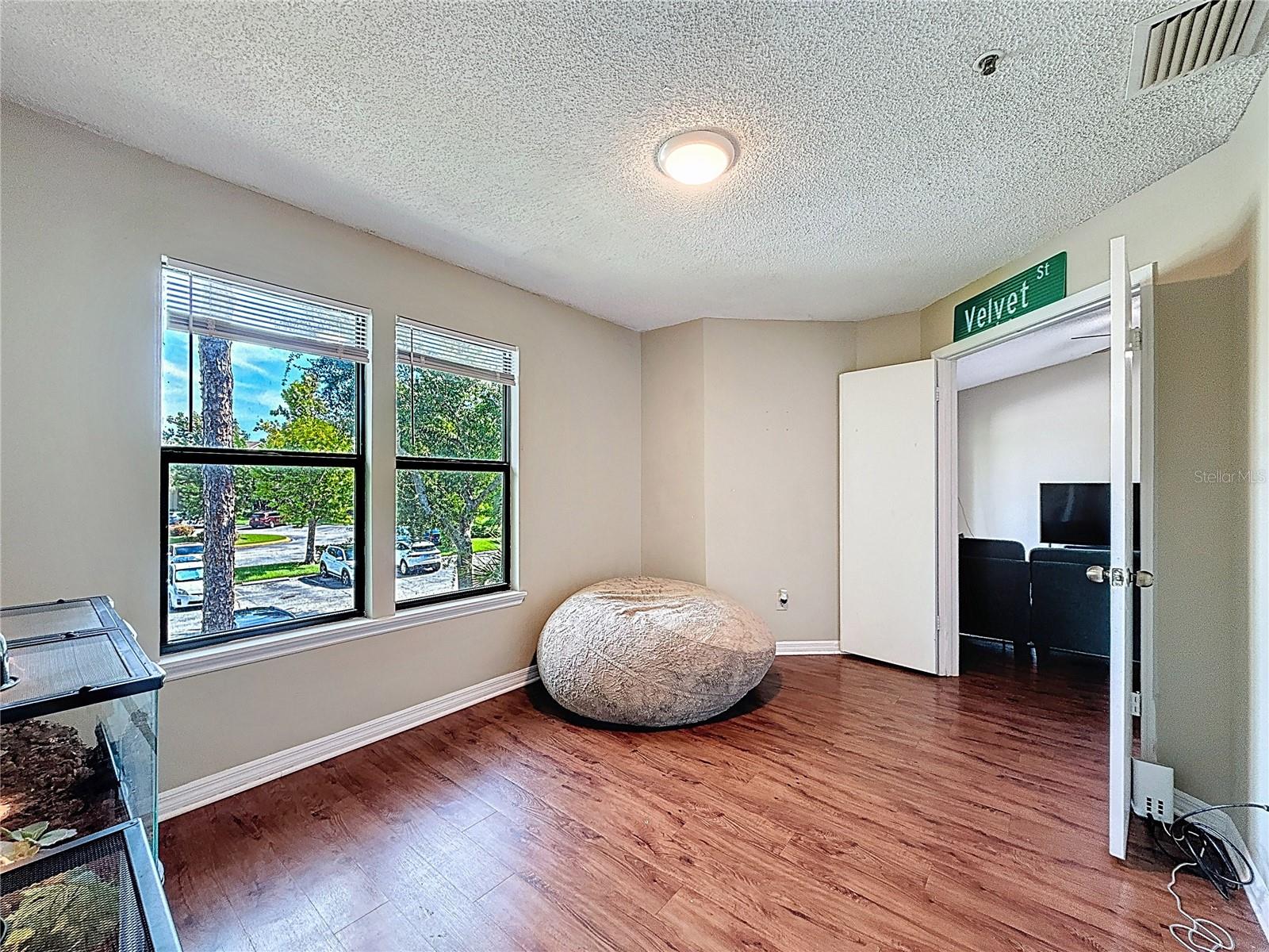 VINTAGE GRAND - Residential