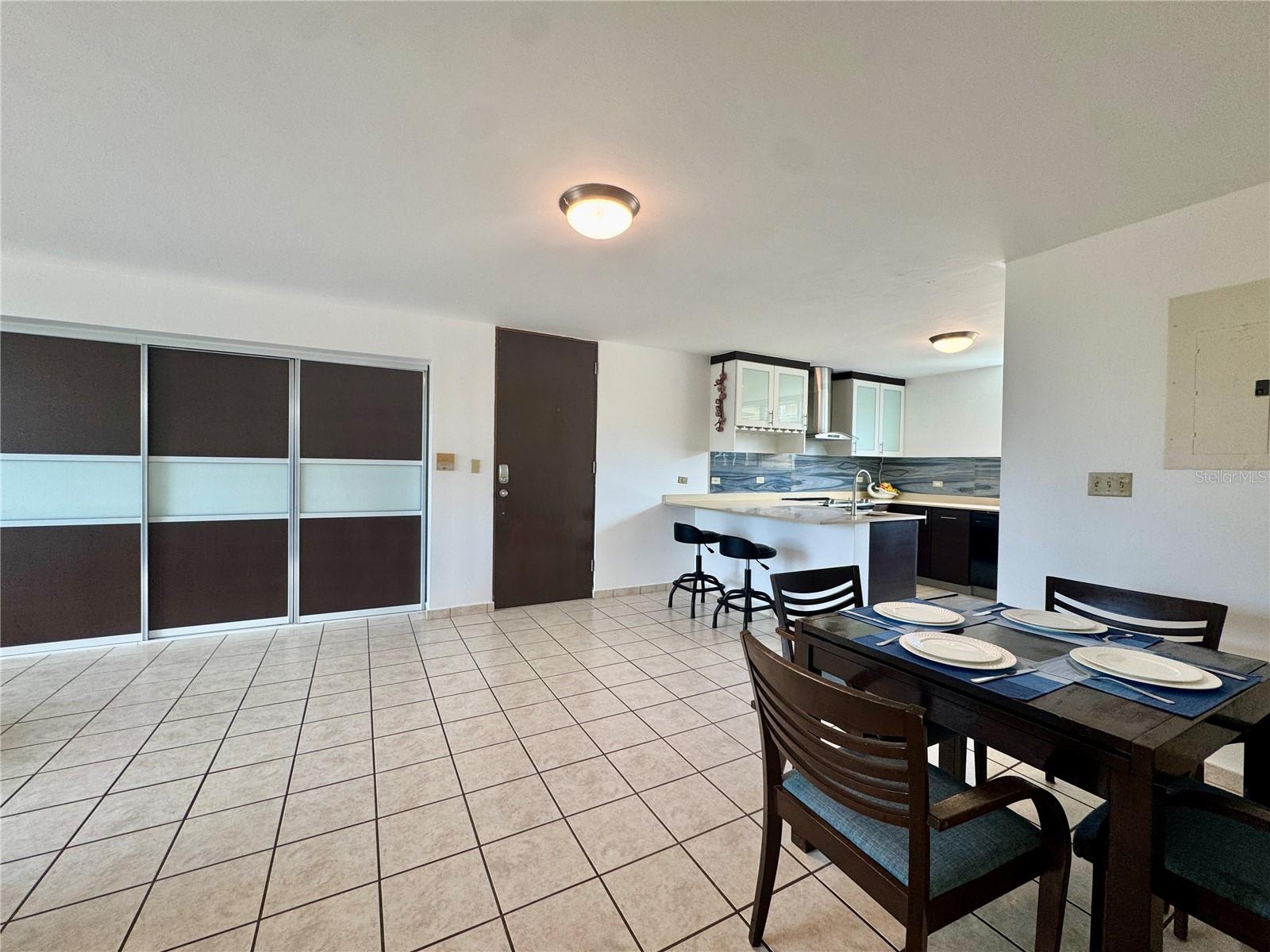 CAROLINA/ ISLA VERDE - Residential