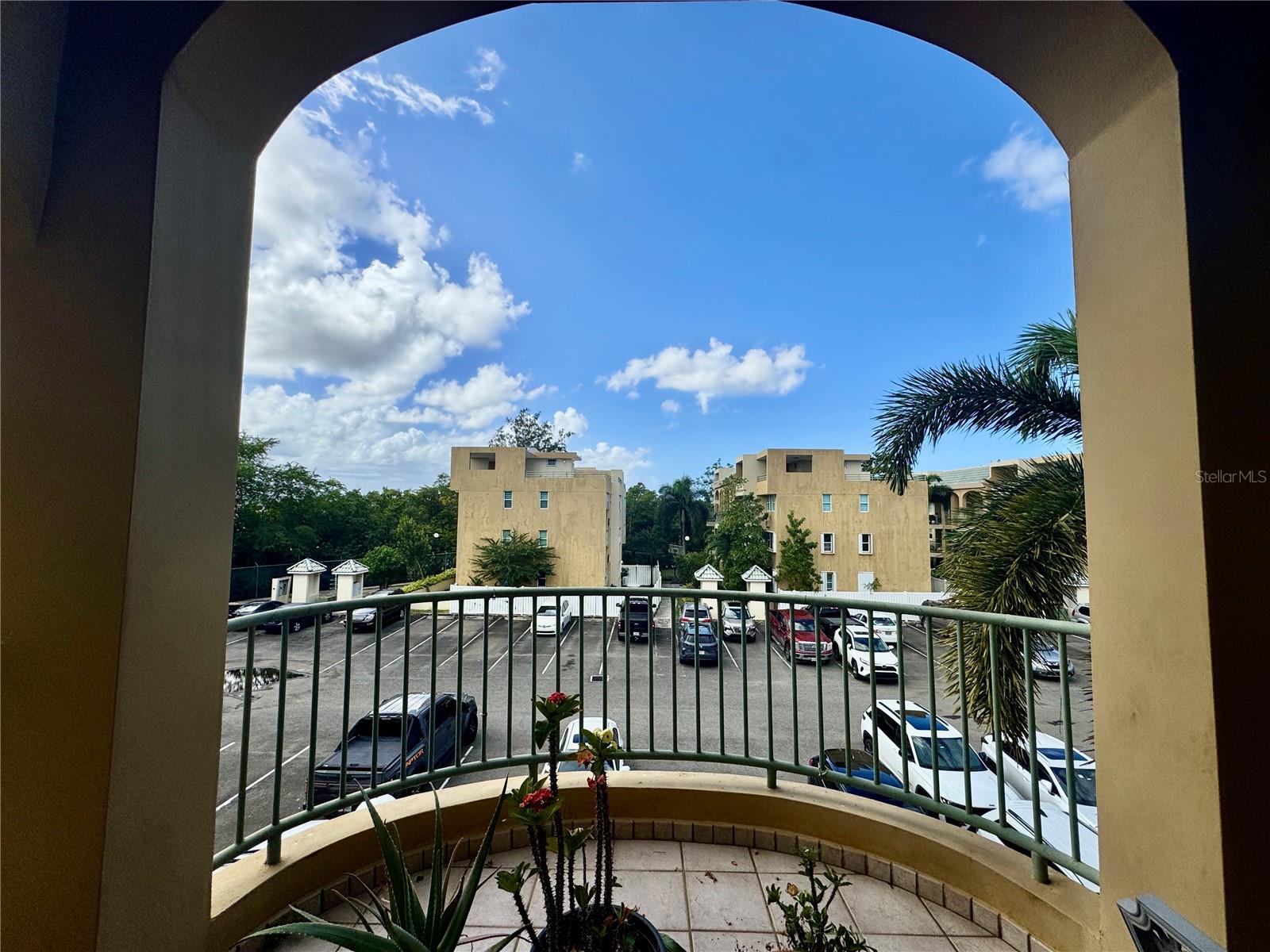 CAROLINA/ ISLA VERDE - Residential