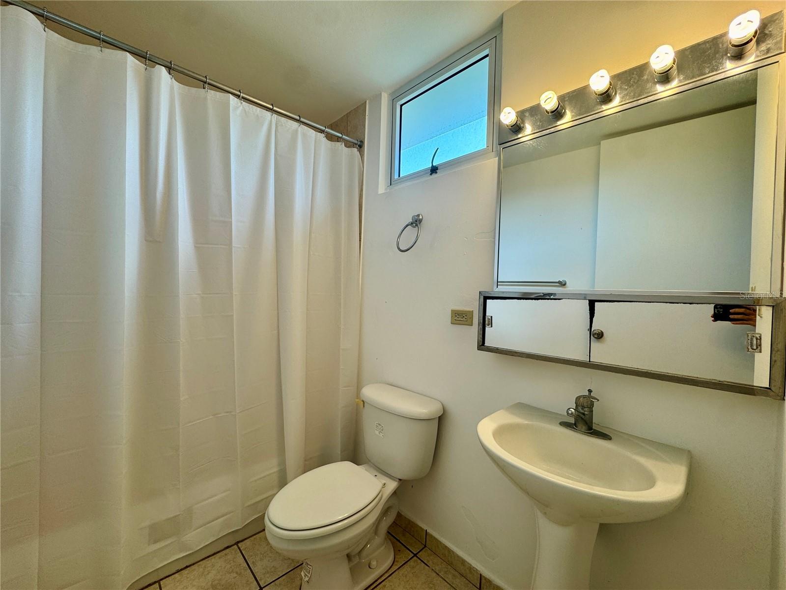 CAROLINA/ ISLA VERDE - Residential