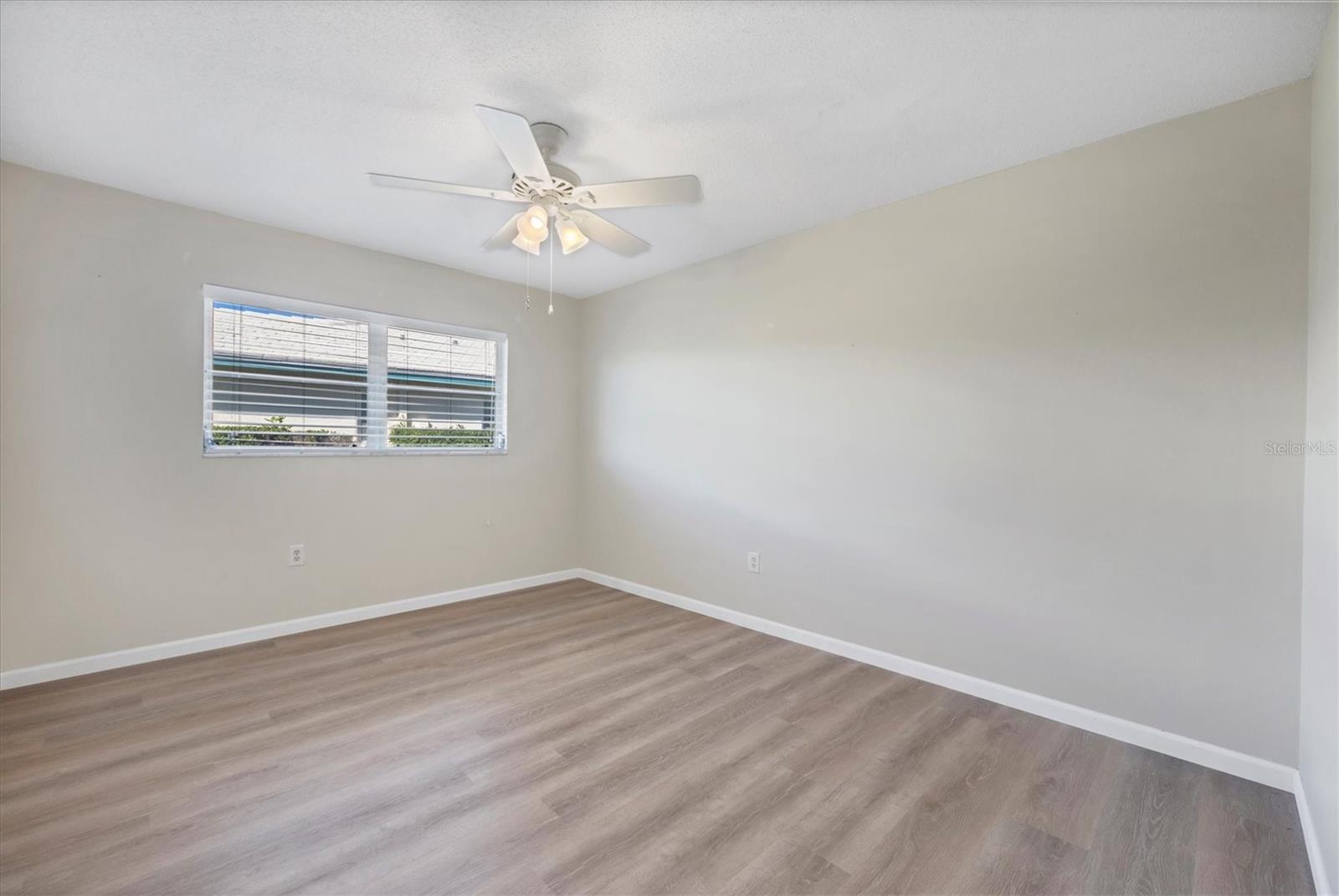 VILLAGE GREEN OF BRADENTON SECTION 5 - Residential