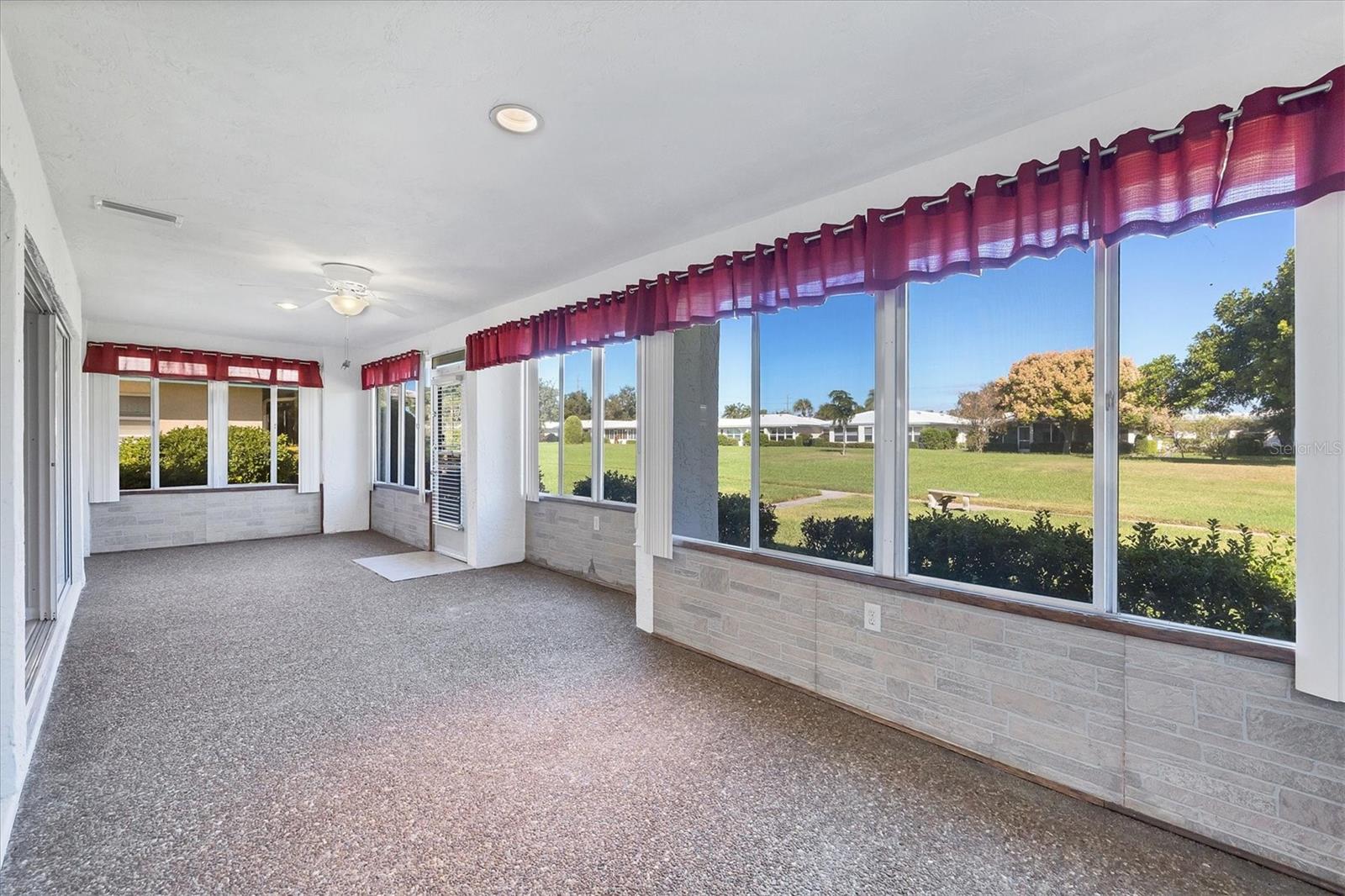 VILLAGE GREEN OF BRADENTON SECTION 5 - Residential