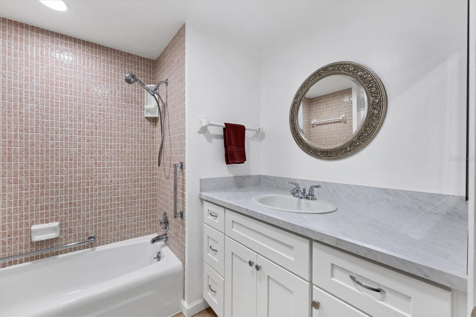 VILLAGE GREEN OF BRADENTON SECTION 5 - Residential