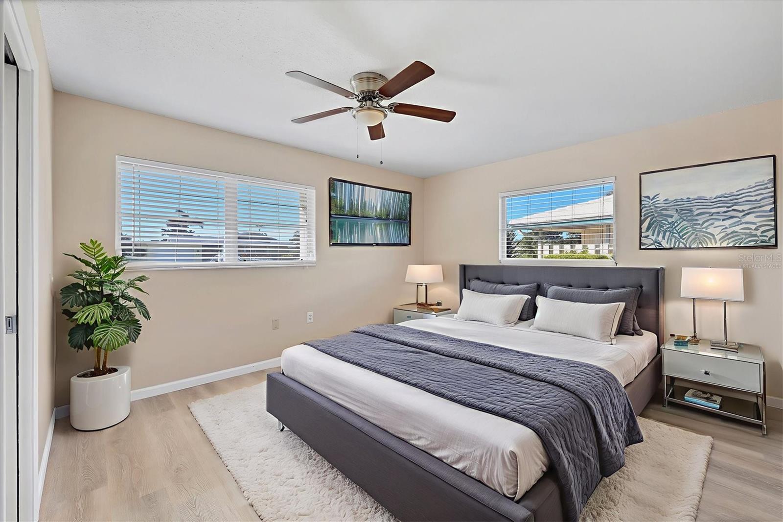 VILLAGE GREEN OF BRADENTON SECTION 5 - Residential