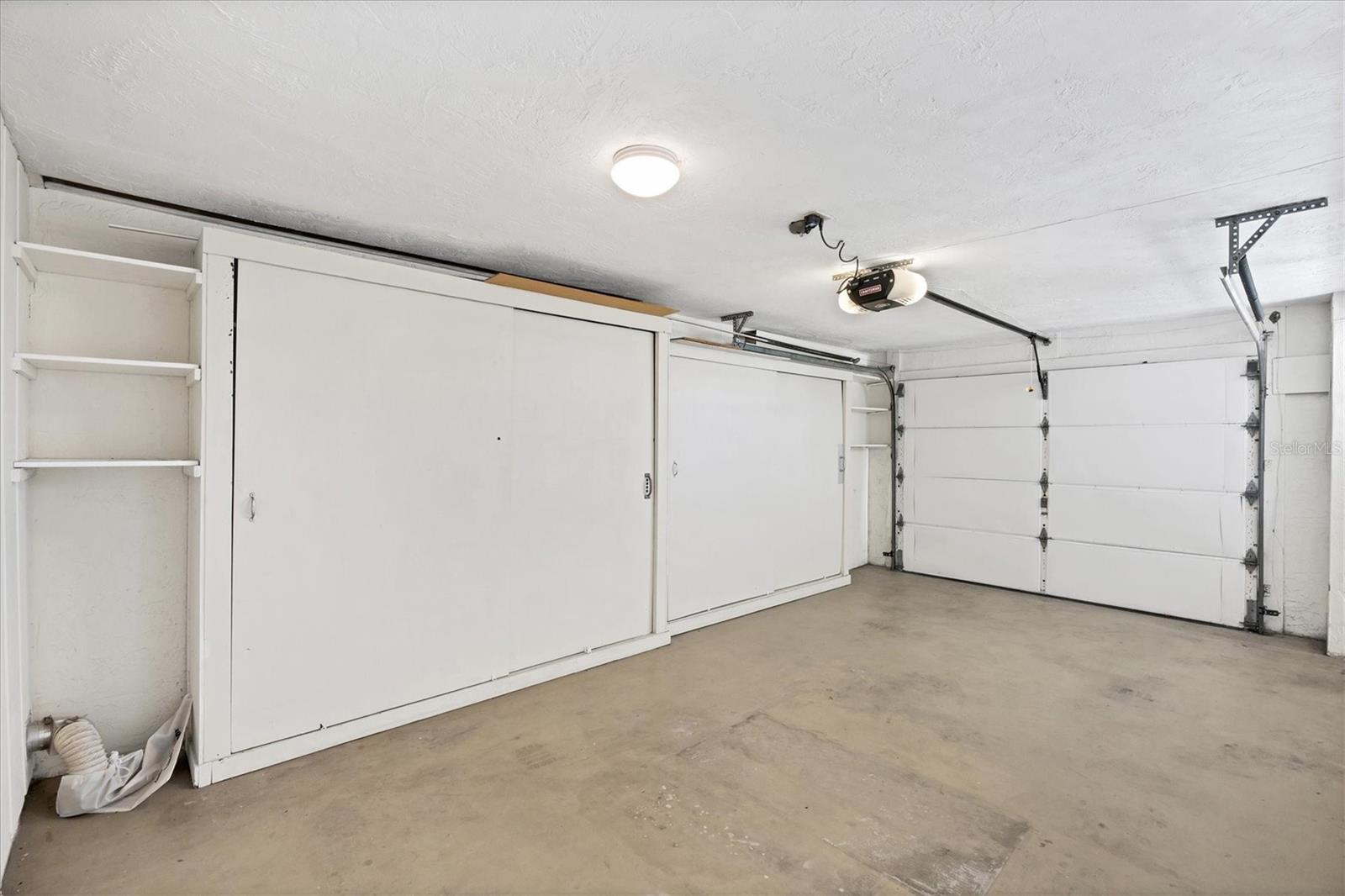 VILLAGE GREEN OF BRADENTON SECTION 5 - Residential