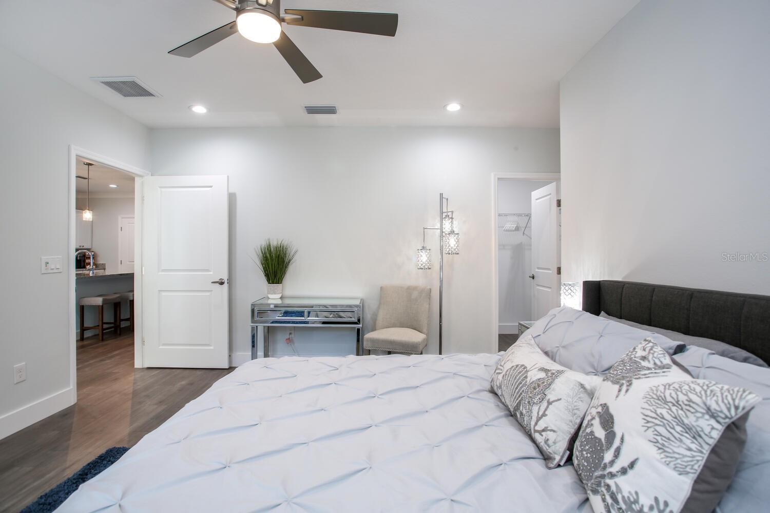 NEW ATHENS CITY - Residential Lease