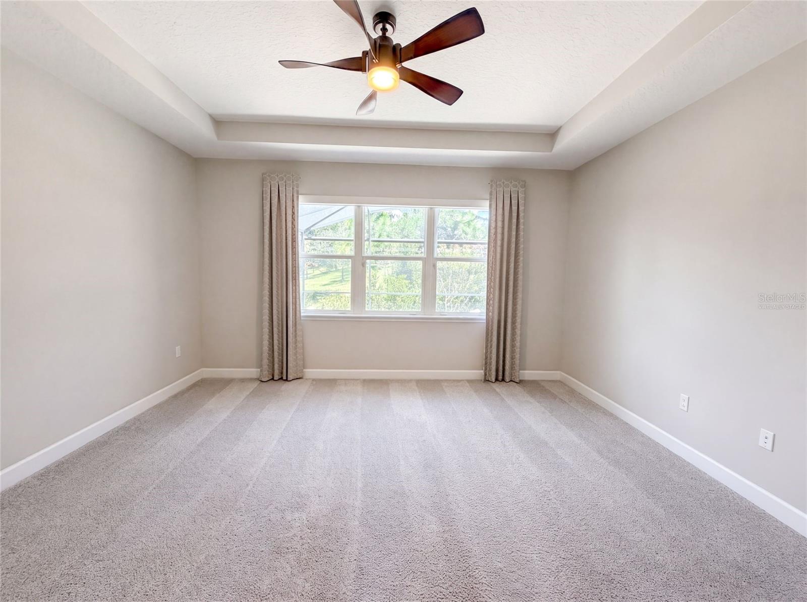 1011 VICTORIA HILLS DRIVE S