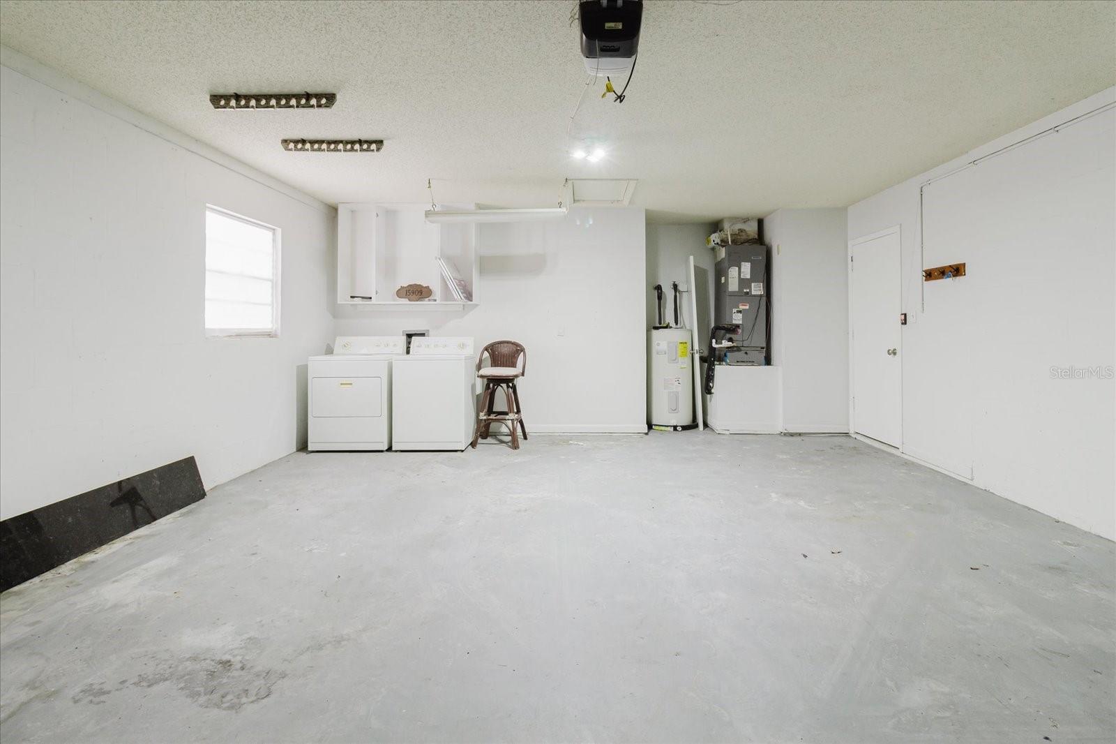COUNTRY PLACE WEST UNIT II - Residential