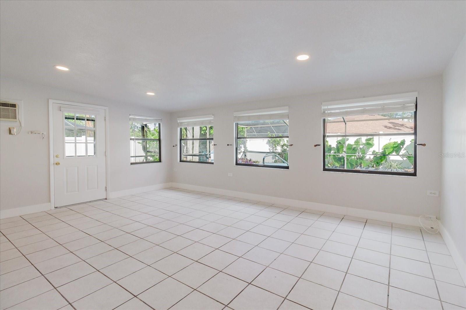 COUNTRY PLACE WEST UNIT II - Residential