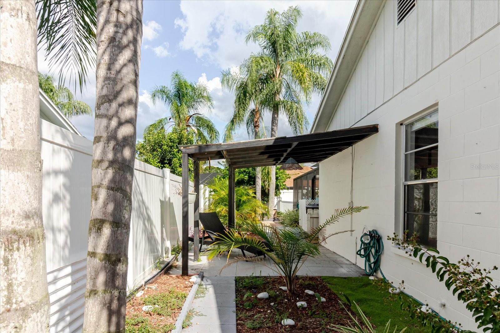 COUNTRY PLACE WEST UNIT II - Residential