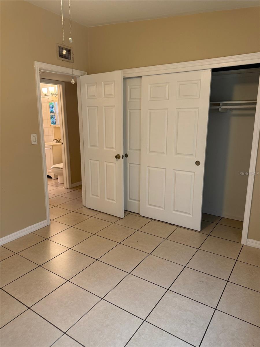 PORT CHARLOTTE SEC 033 - Residential Lease