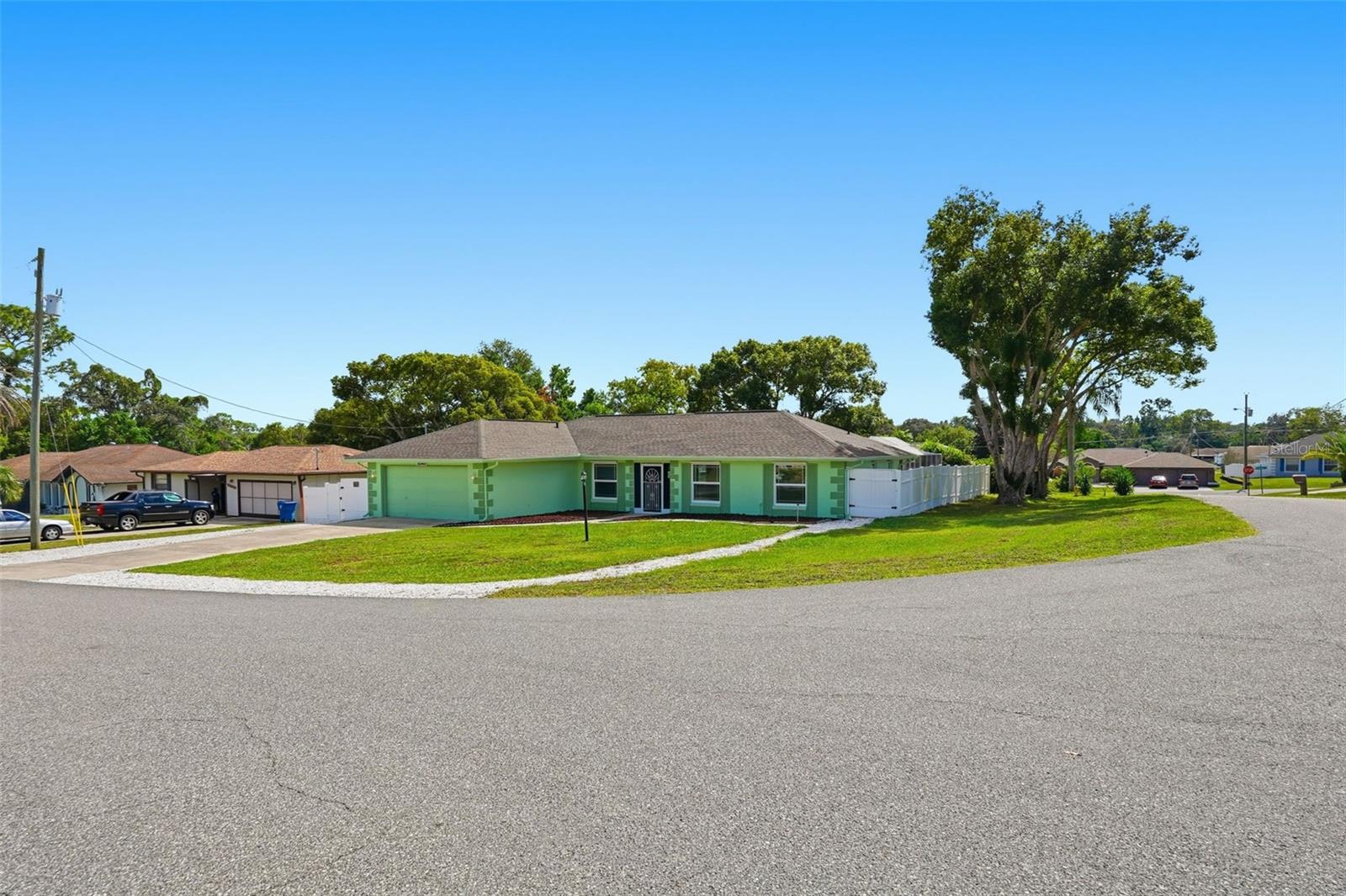 SPRING HILL - Residential