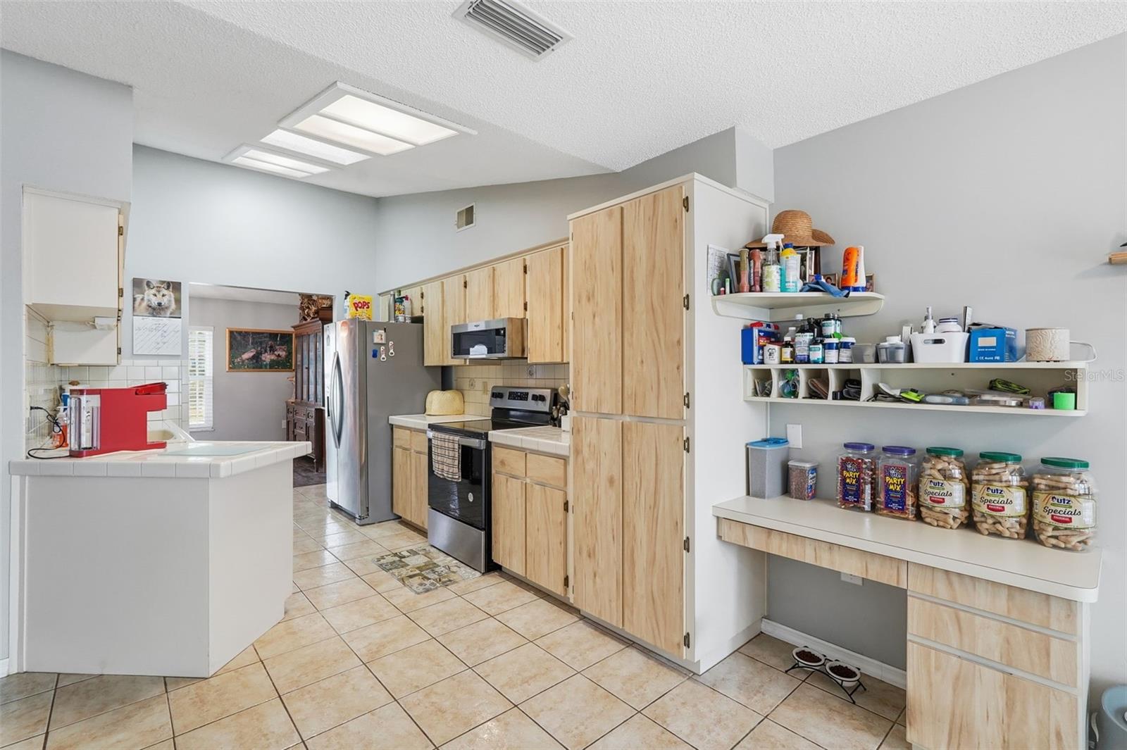 SPRING HILL - Residential