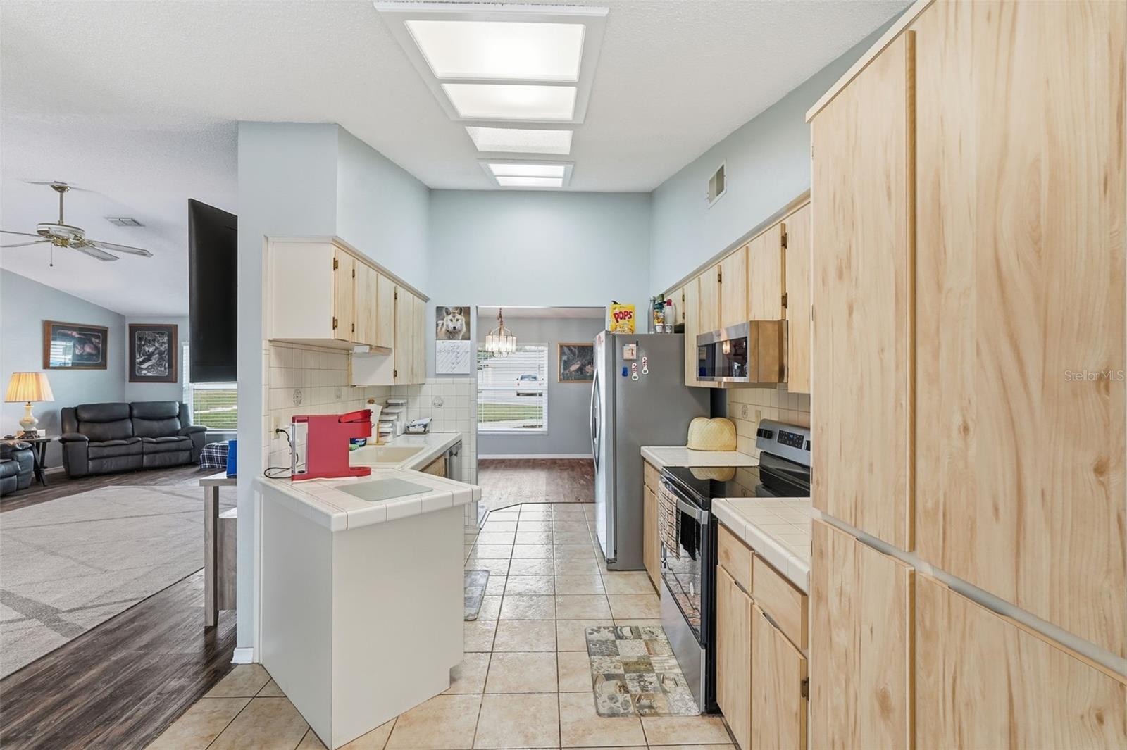 SPRING HILL - Residential