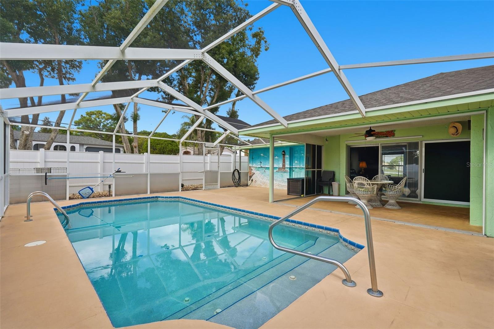 SPRING HILL - Residential