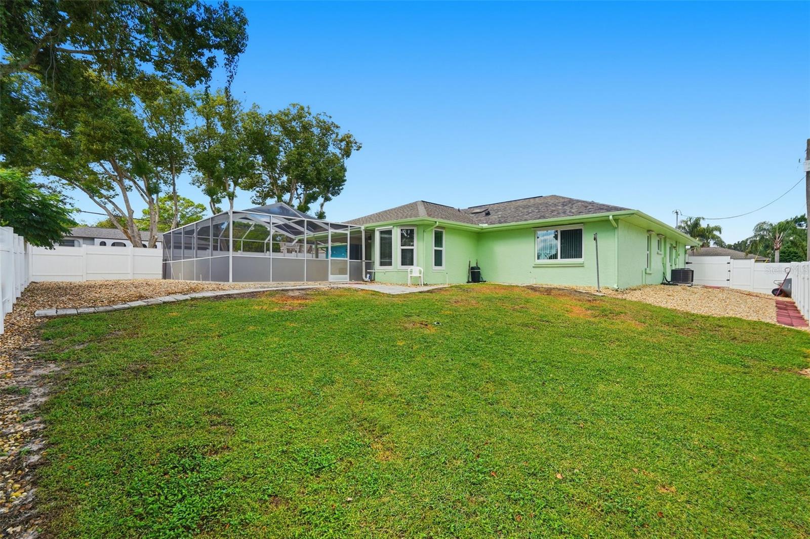 SPRING HILL - Residential