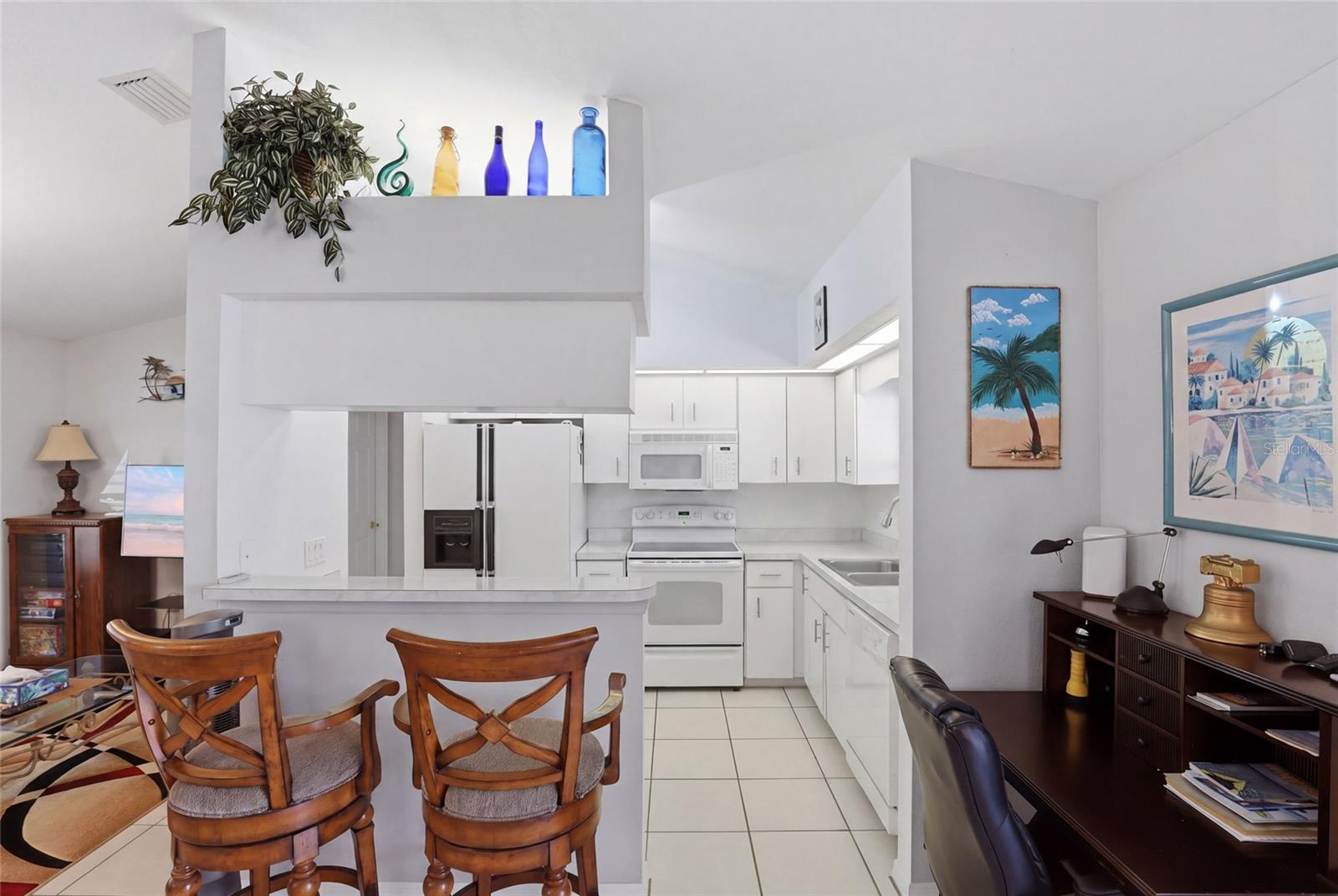 PORT CHARLOTTE SUB 09 - Residential Lease