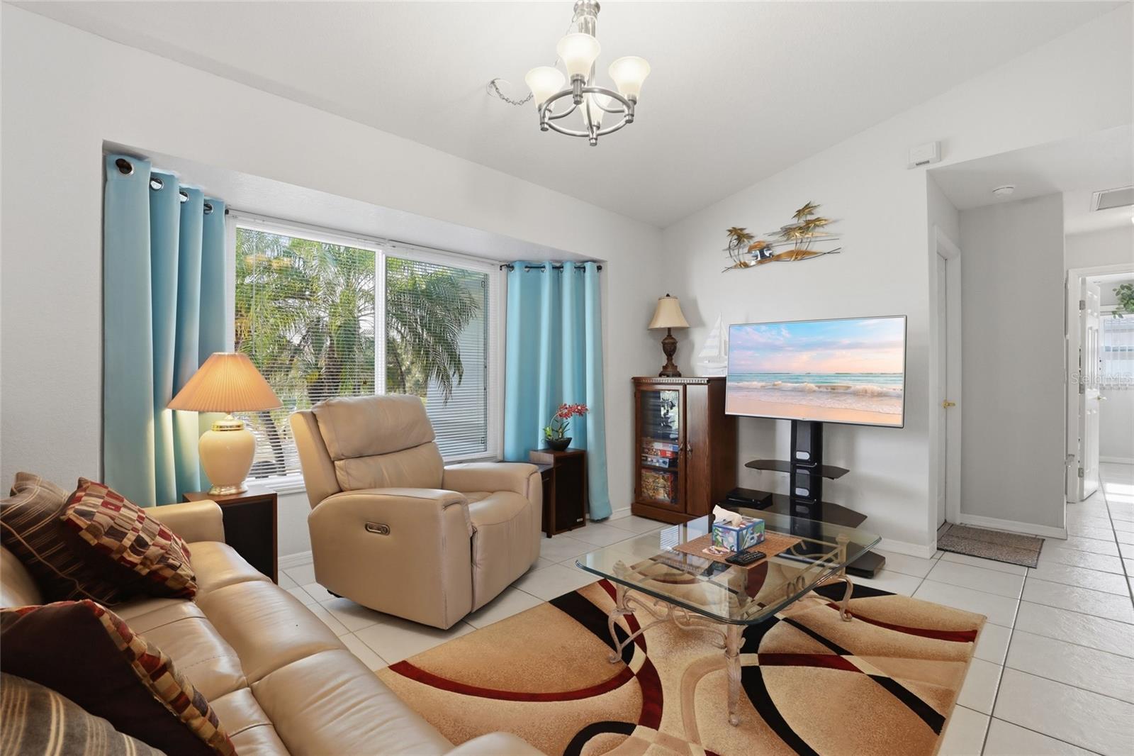 PORT CHARLOTTE SUB 09 - Residential Lease