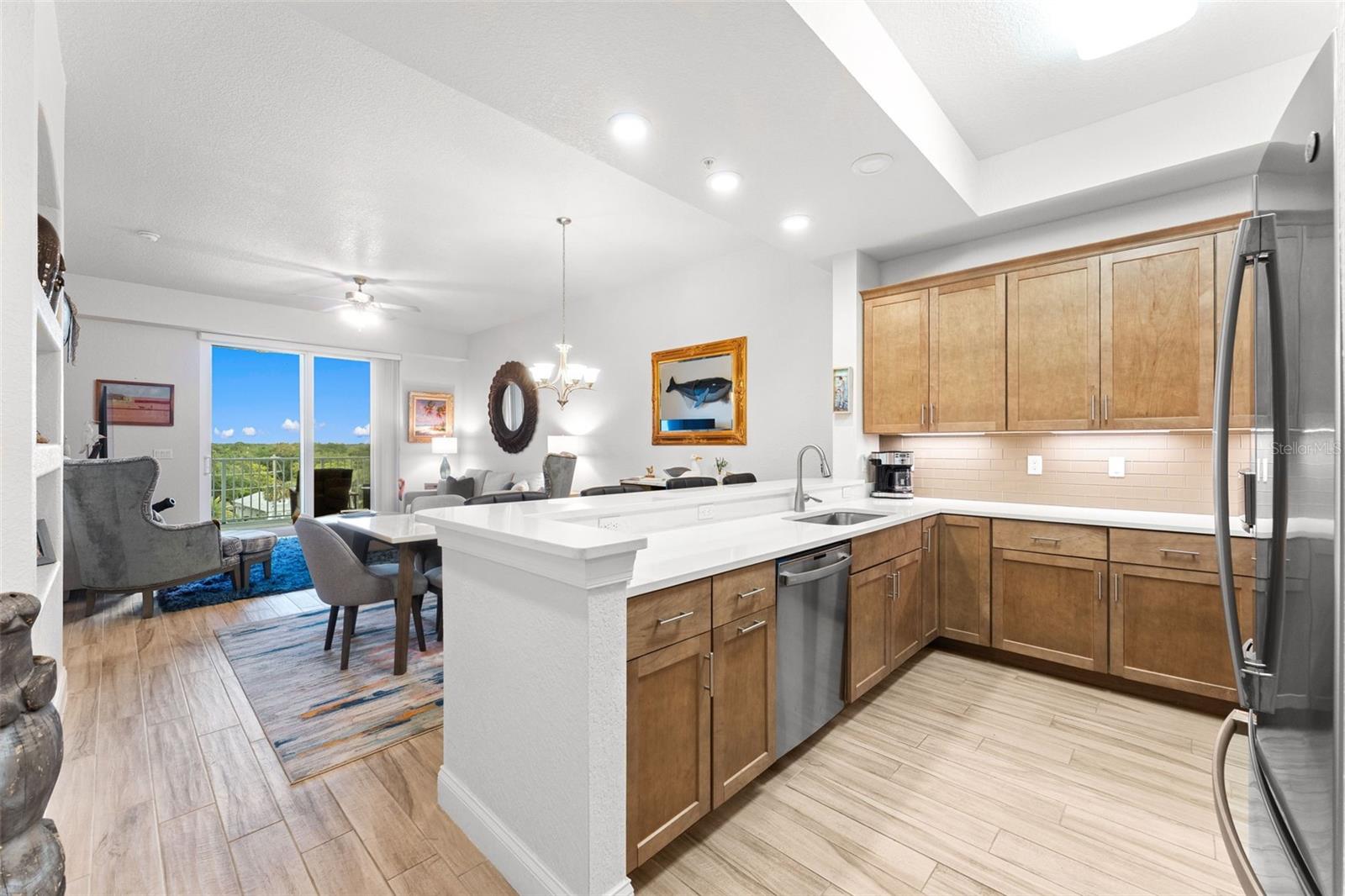 3 RIVERWALK DRIVE 605