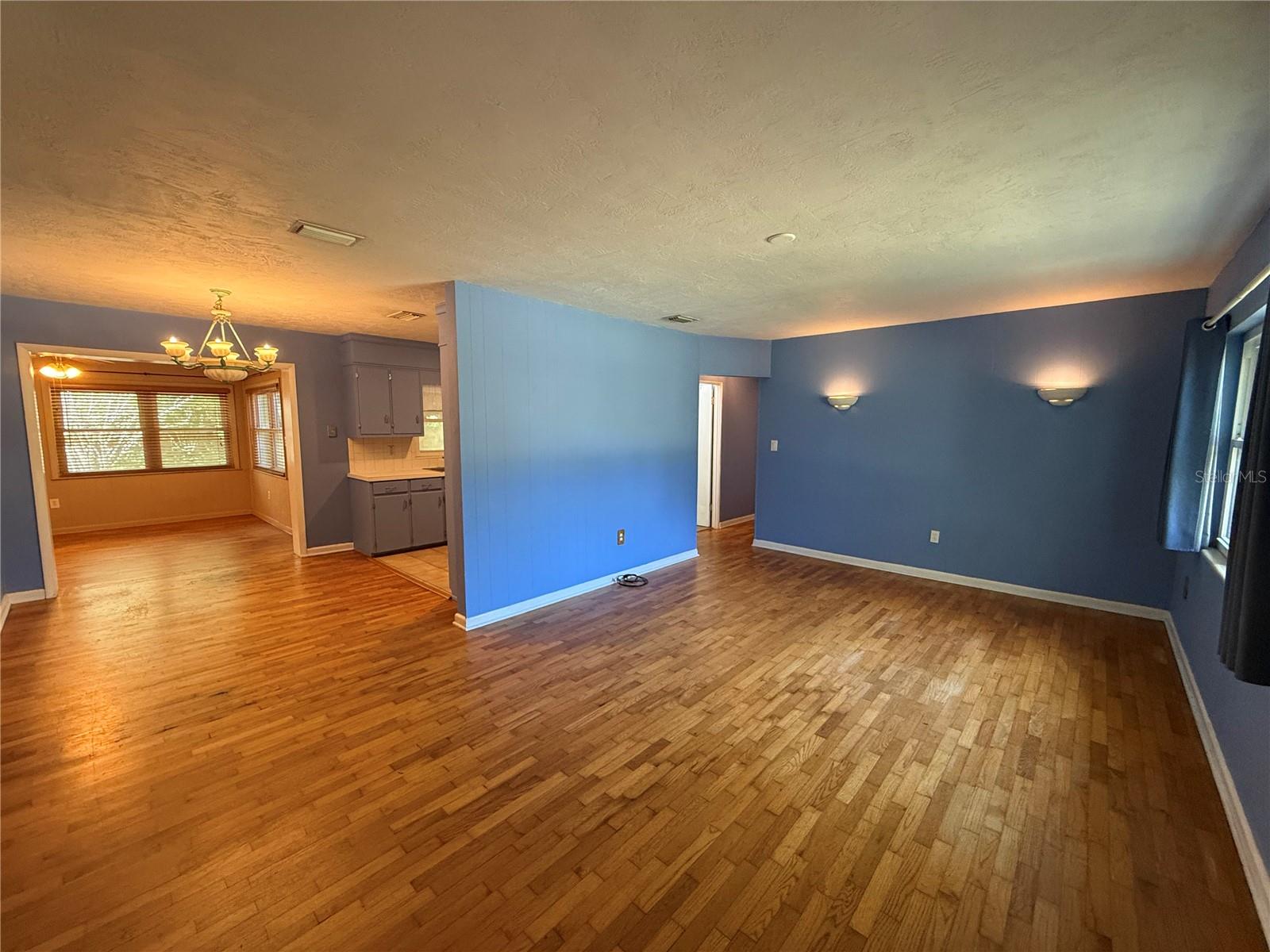 LAND O LAKES ACRES - Residential Lease