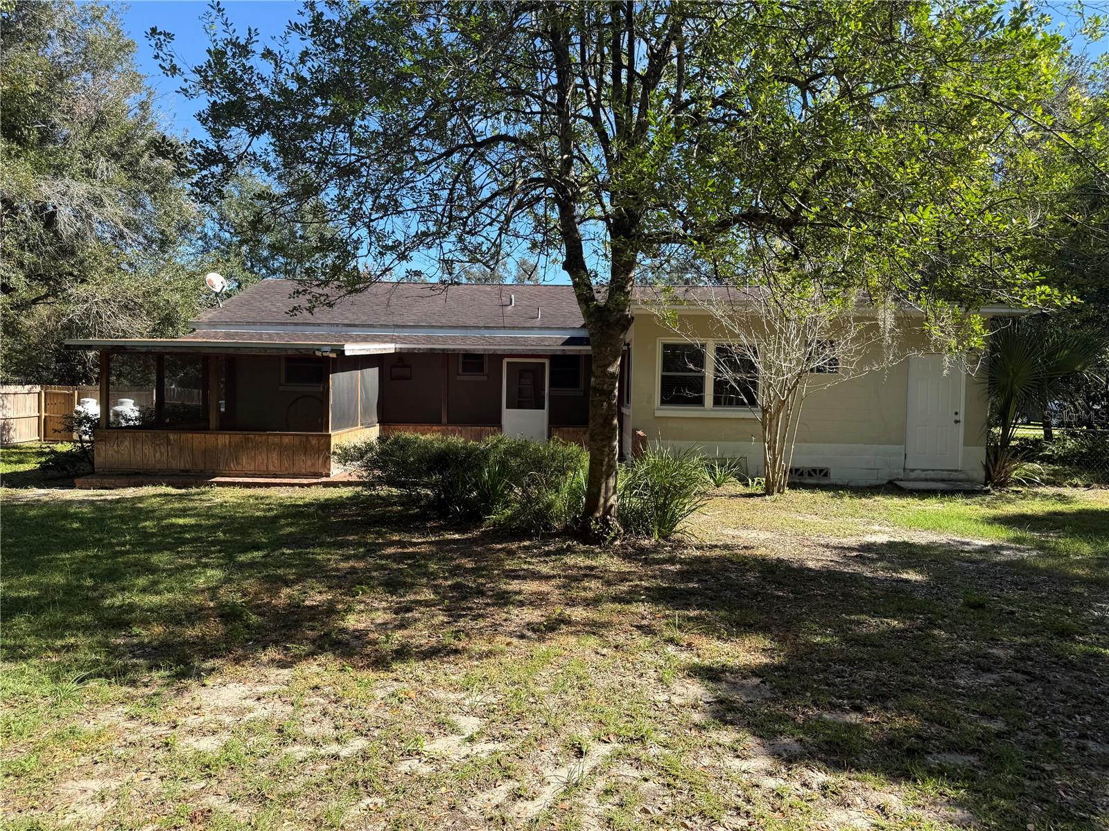 LAND O LAKES ACRES - Residential Lease