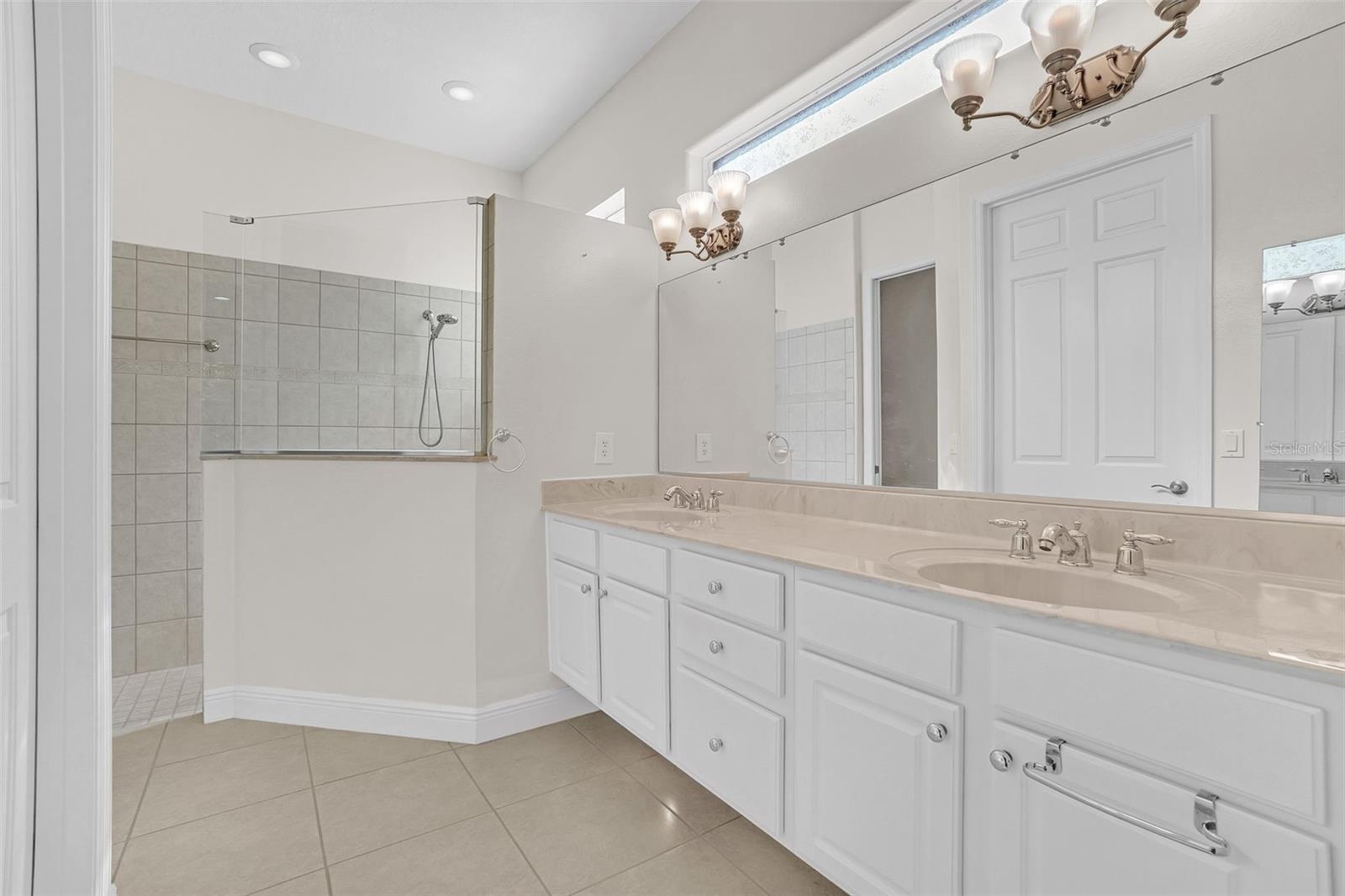 DEBARY PLANTATION UNIT 17B - Residential