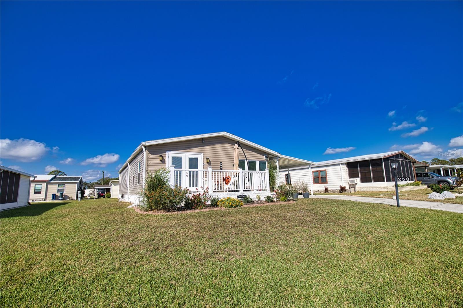258 VISTORIA DRIVE