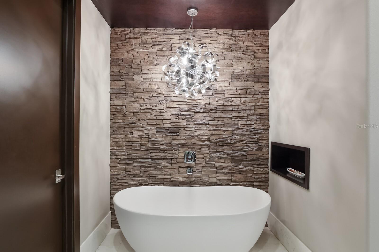 LAKE CLUB PH I - Residential