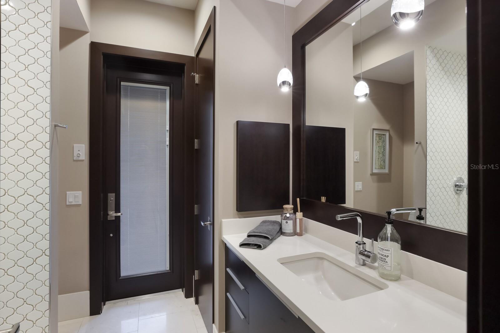 LAKE CLUB PH I - Residential