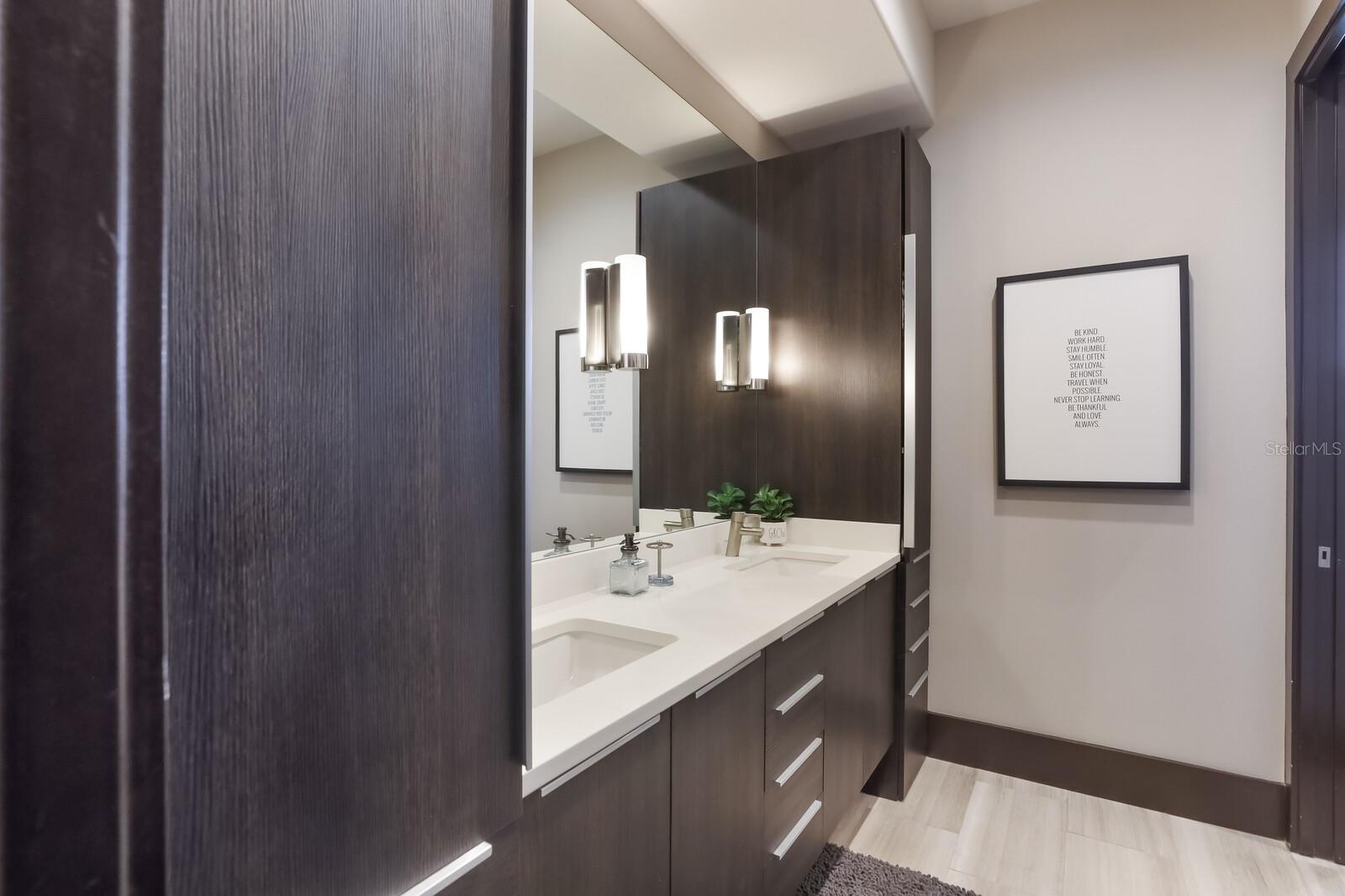 LAKE CLUB PH I - Residential