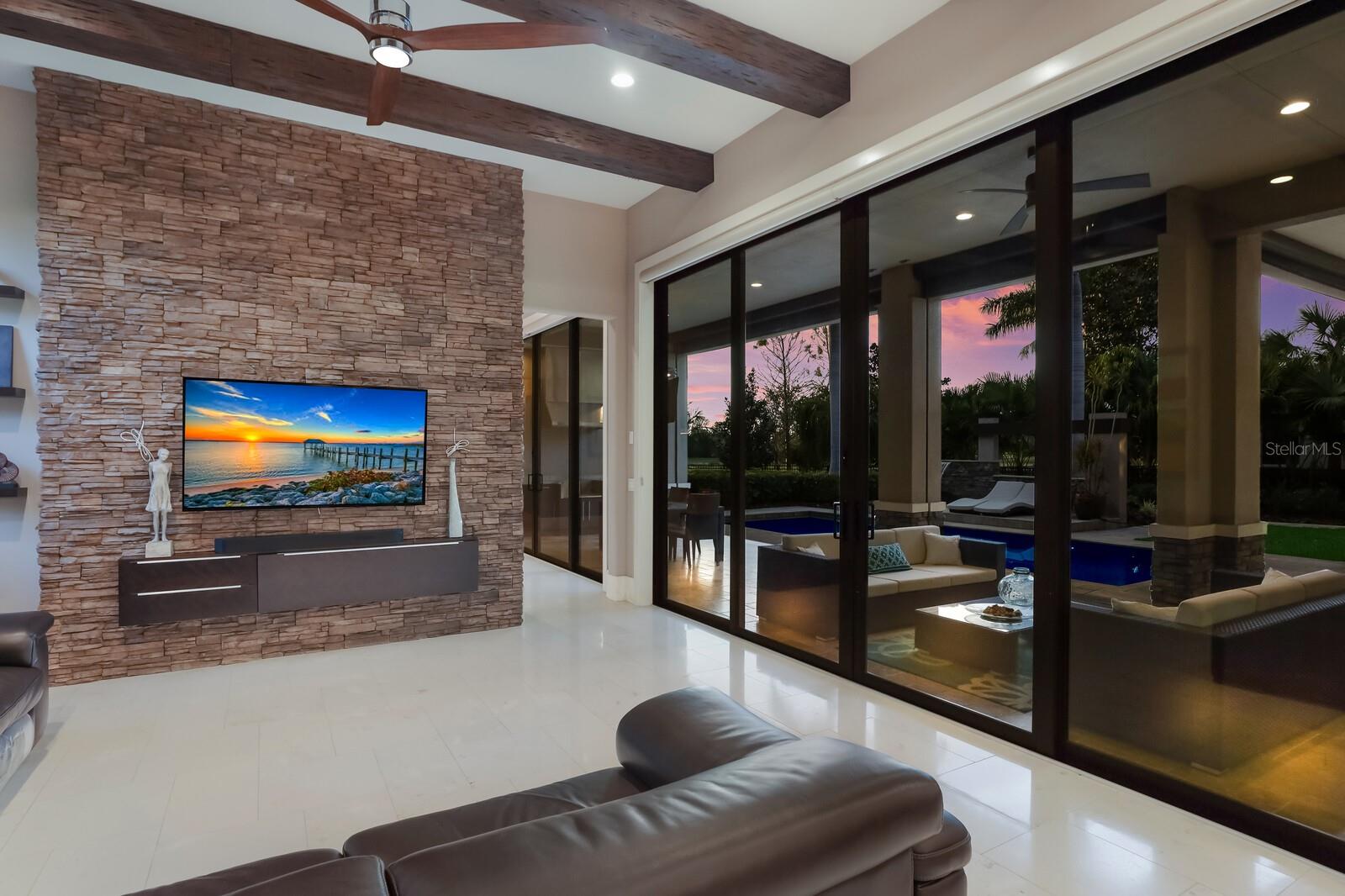 LAKE CLUB PH I - Residential