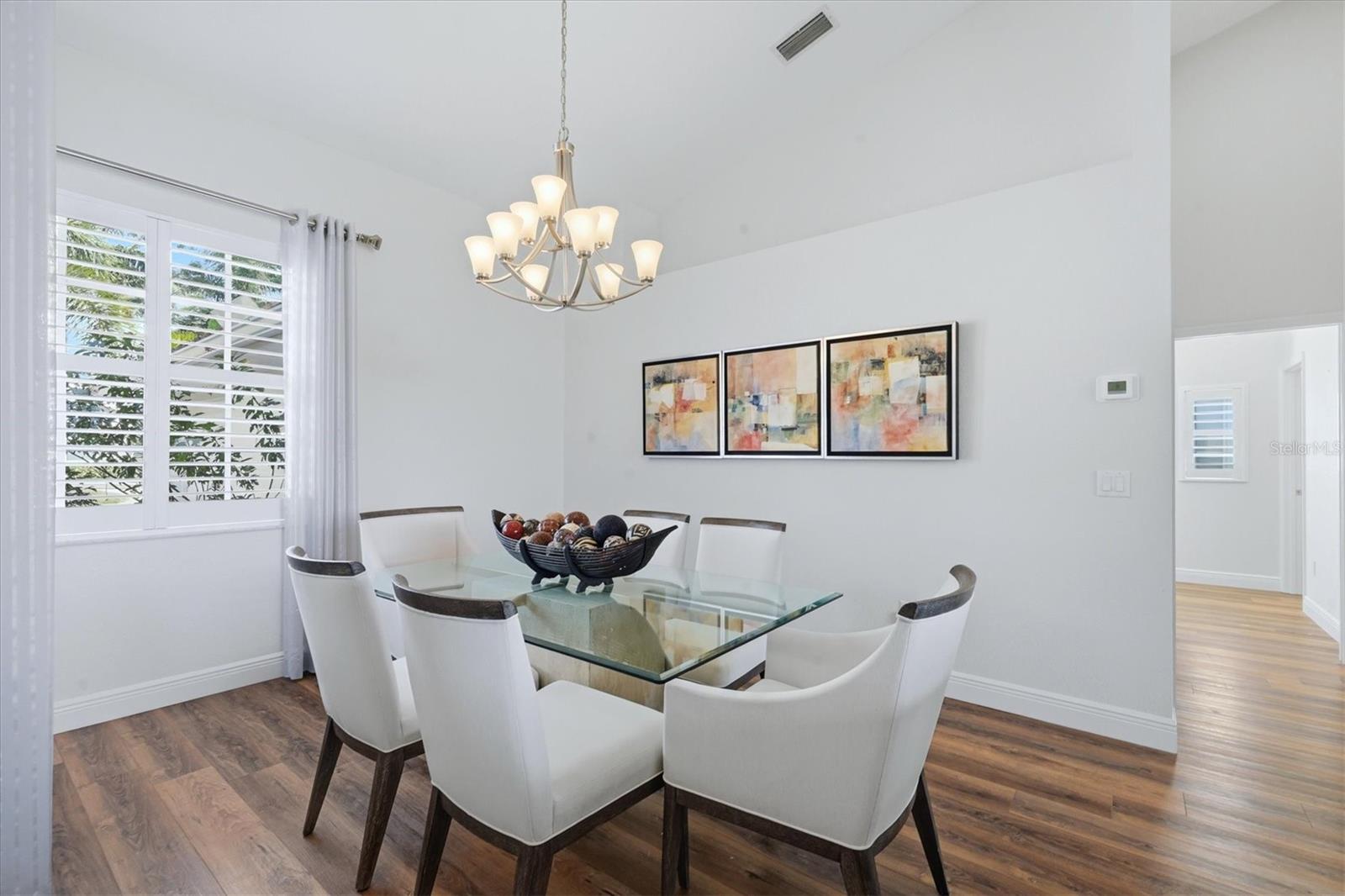 RIVERWOOD - Residential