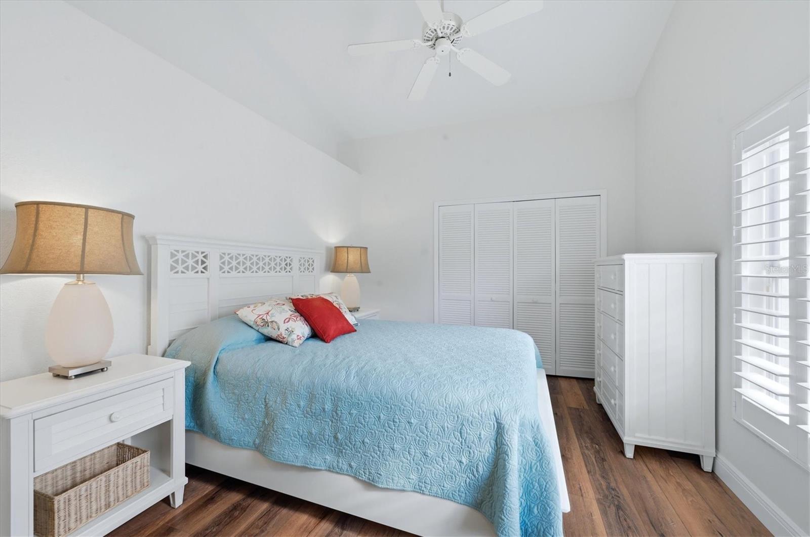 RIVERWOOD - Residential