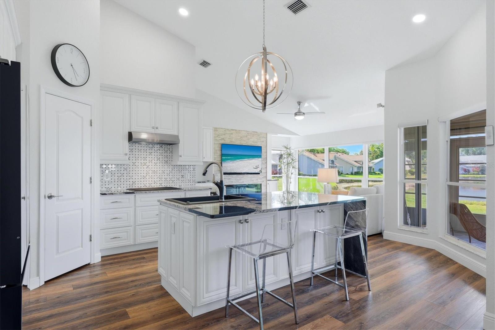 RIVERWOOD - Residential