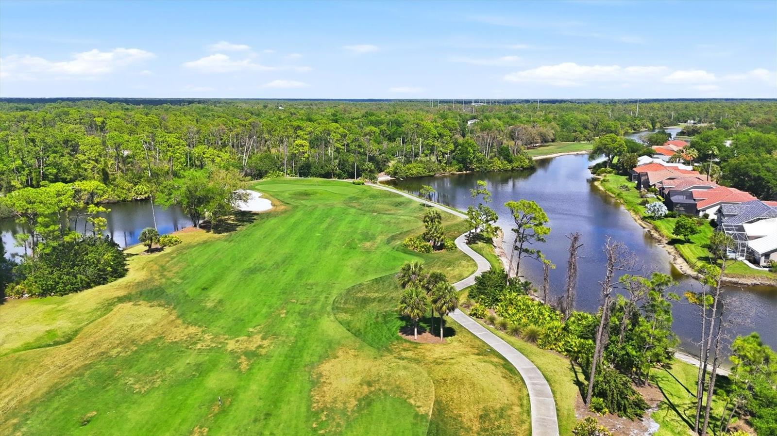 RIVERWOOD - Residential